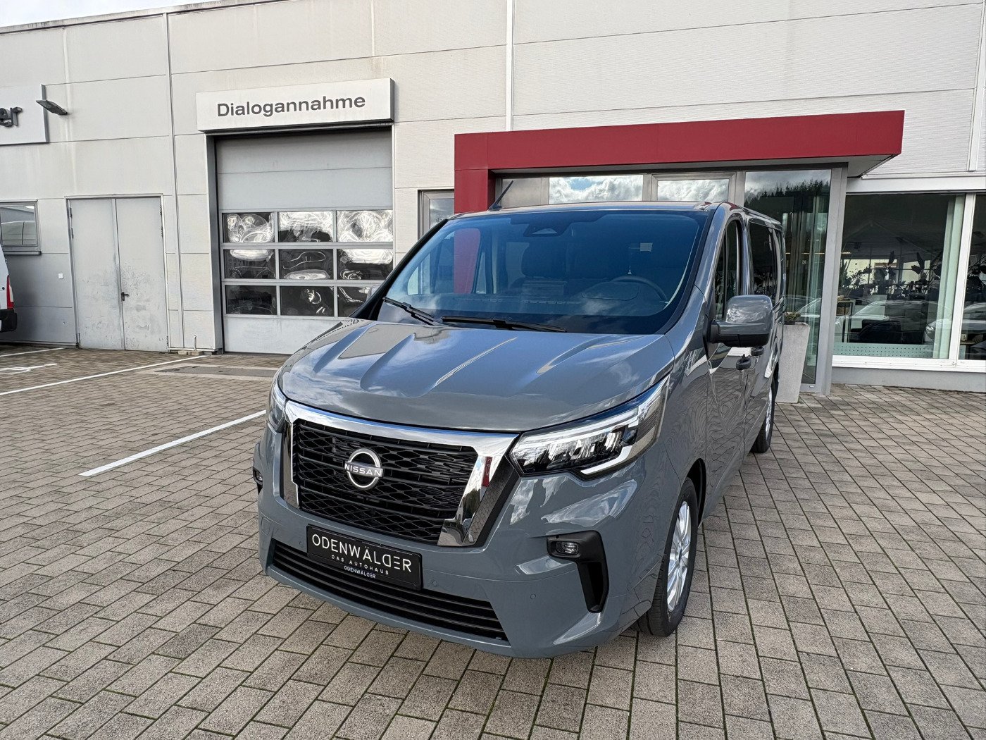 Nissan Primastar Kombi L1H1 Tekna dCI 170 2.8t ACC+LED