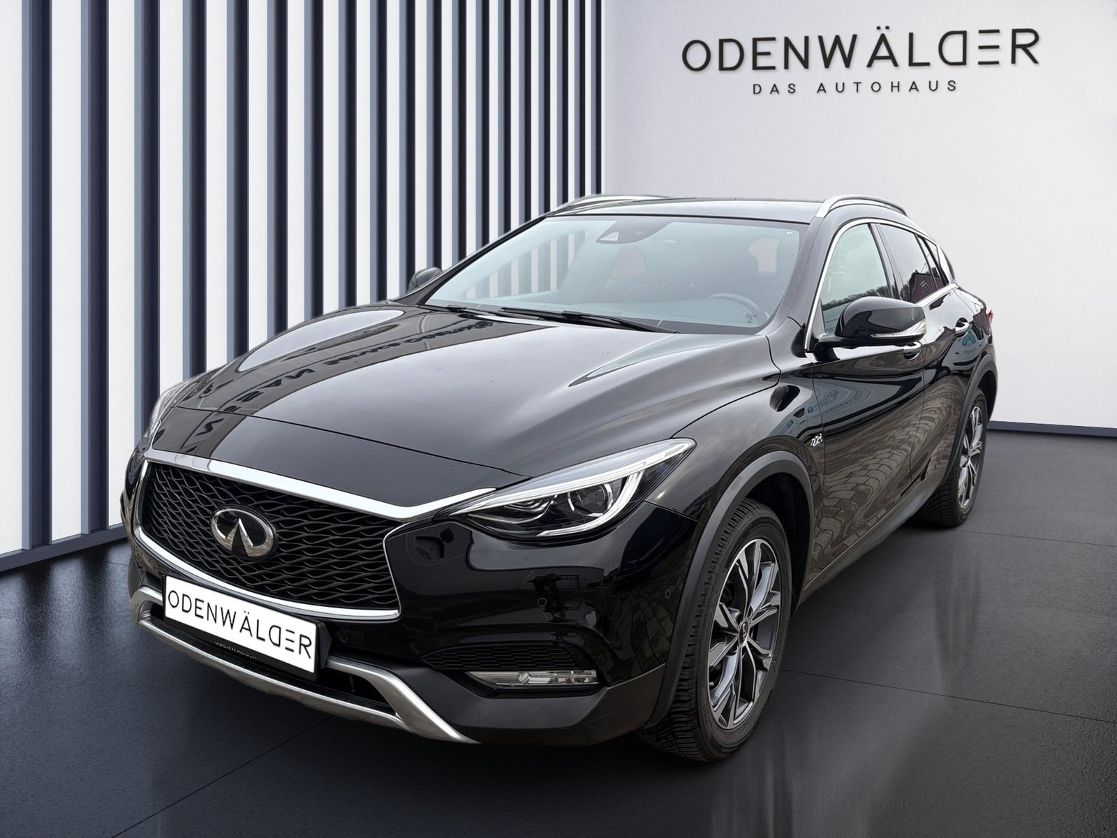 Infiniti QX30 2.2dPremium Allrad LED+Navi+SHZ+2xKlima+Kam.
