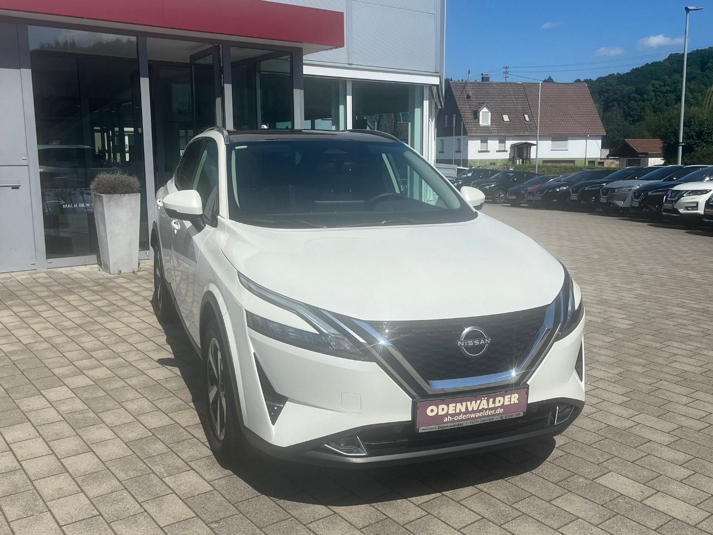 Nissan Qashqai 1.3DIG-T MHEV N-CON. Autom. Design Paket