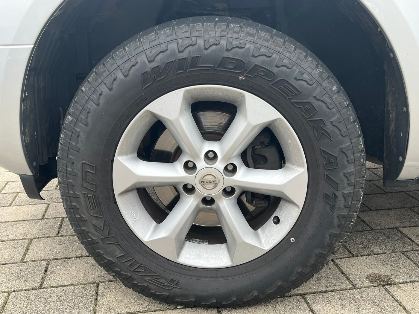 Fahrzeugabbildung Nissan Pathfinder 2.5DCI SE Allrad Klima AHK Klimaautom