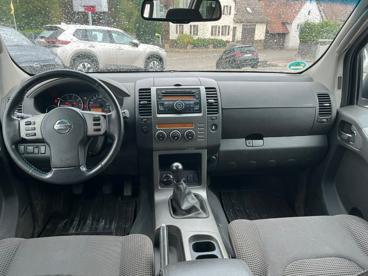 Fahrzeugabbildung Nissan Pathfinder 2.5DCI SE Allrad Klima AHK Klimaautom