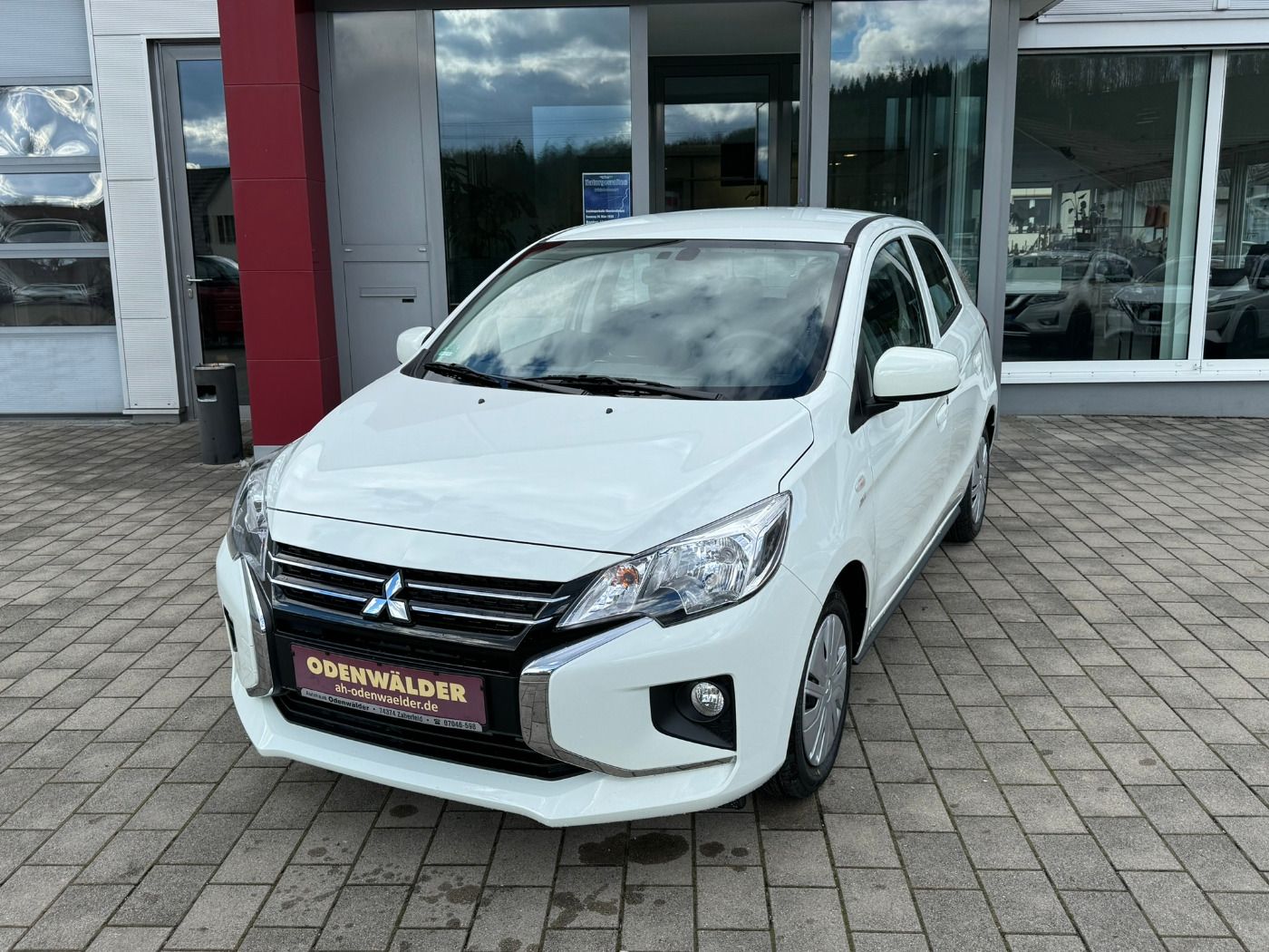 Mitsubishi Space Star 1.2 Select Klima Freisprech