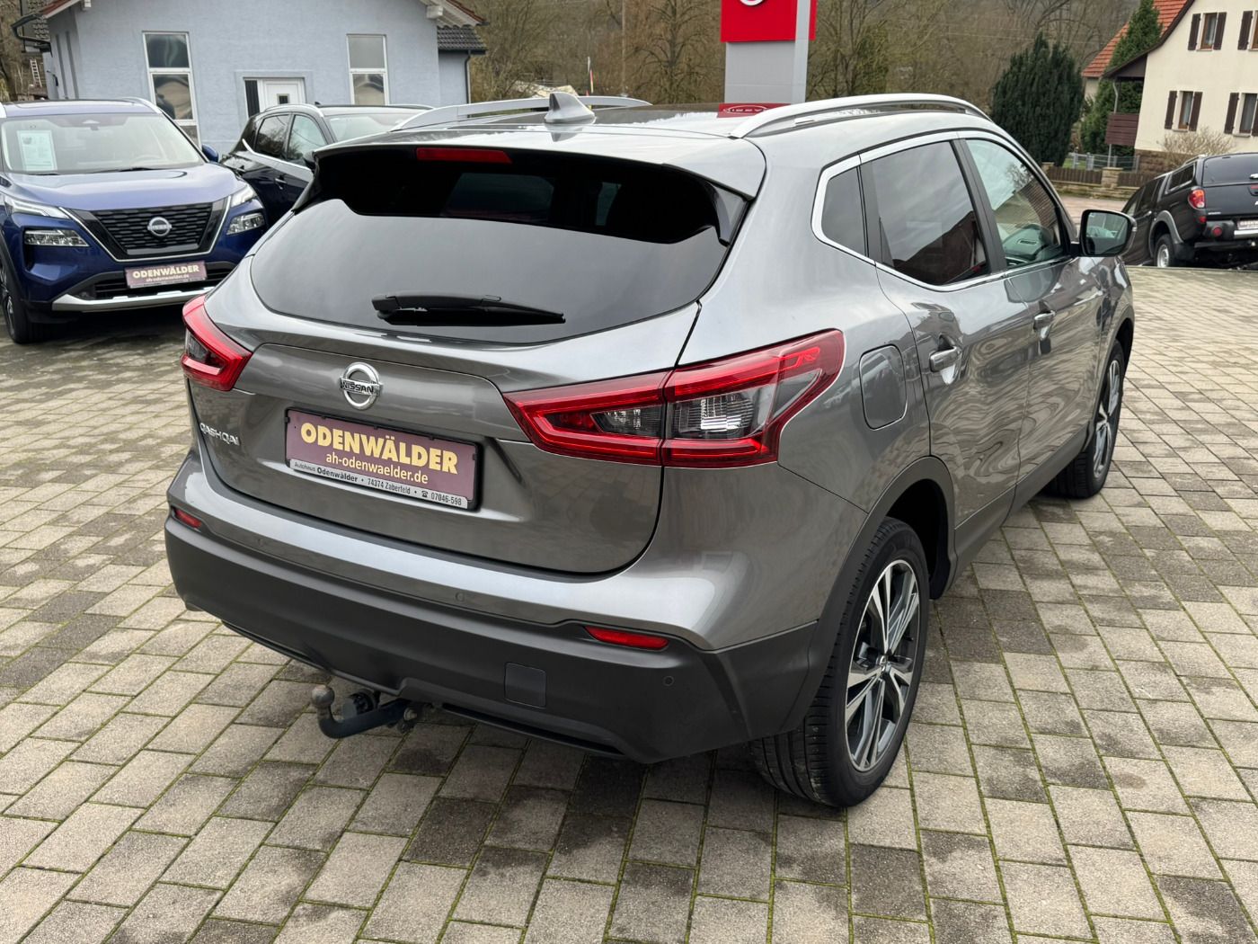 Fahrzeugabbildung Nissan Qashqai 1.3 DIG-T N-Way Pano Kamera