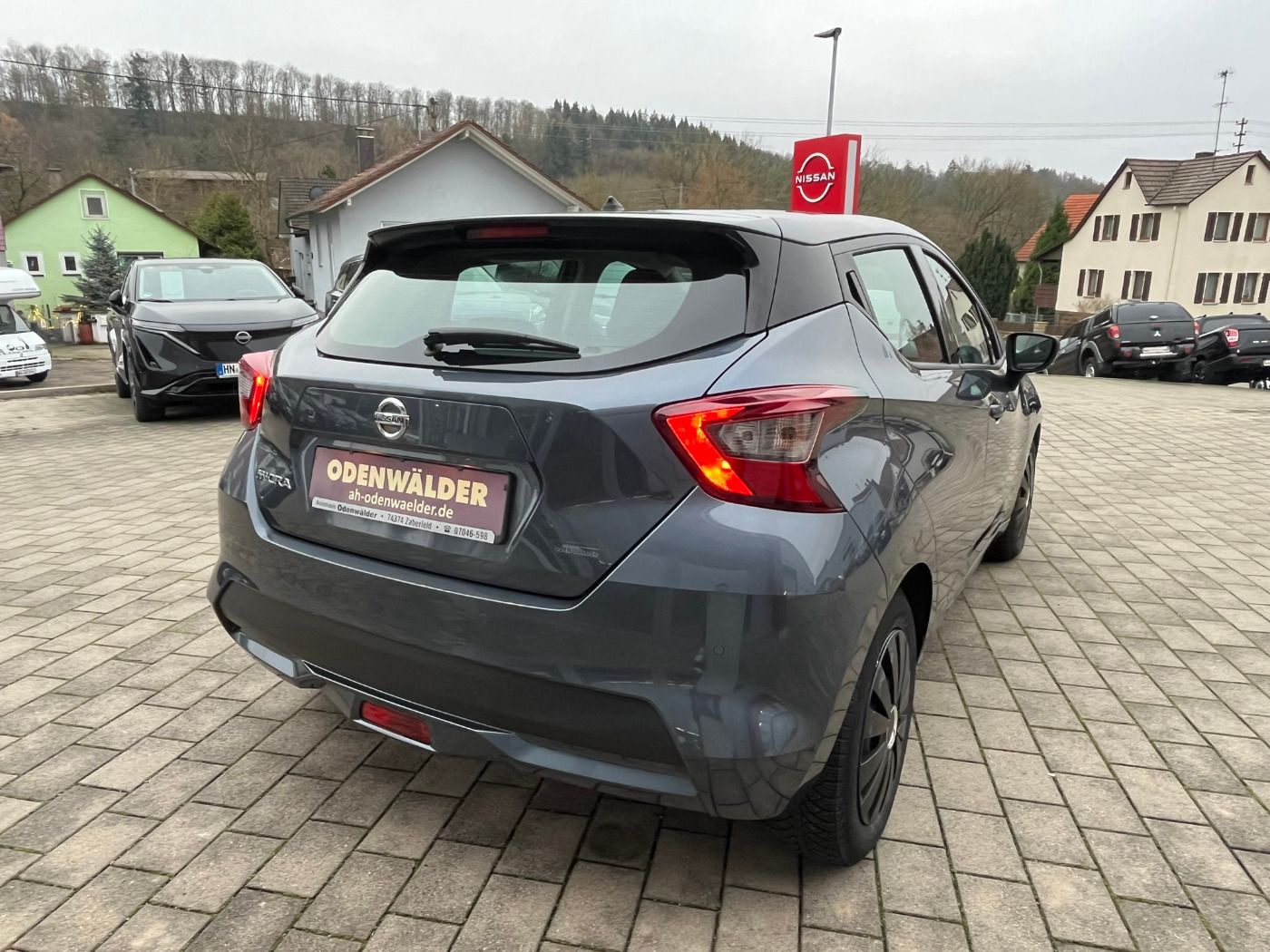 Fahrzeugabbildung Nissan Micra 1.0 IG-T ) N-Way FLA KlimaA W-Paket Navi