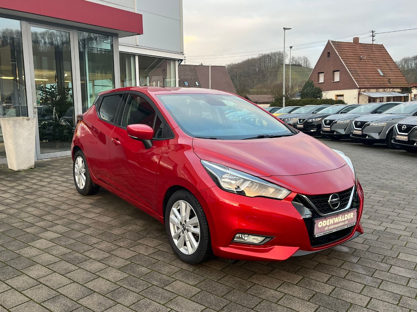 Fahrzeugabbildung Nissan Micra 1.0 N-Connecta LM KlimaA W-Paket Navi PDC