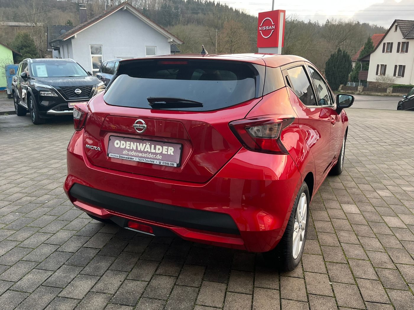 Fahrzeugabbildung Nissan Micra 1.0 N-Connecta LM KlimaA W-Paket Navi PDC