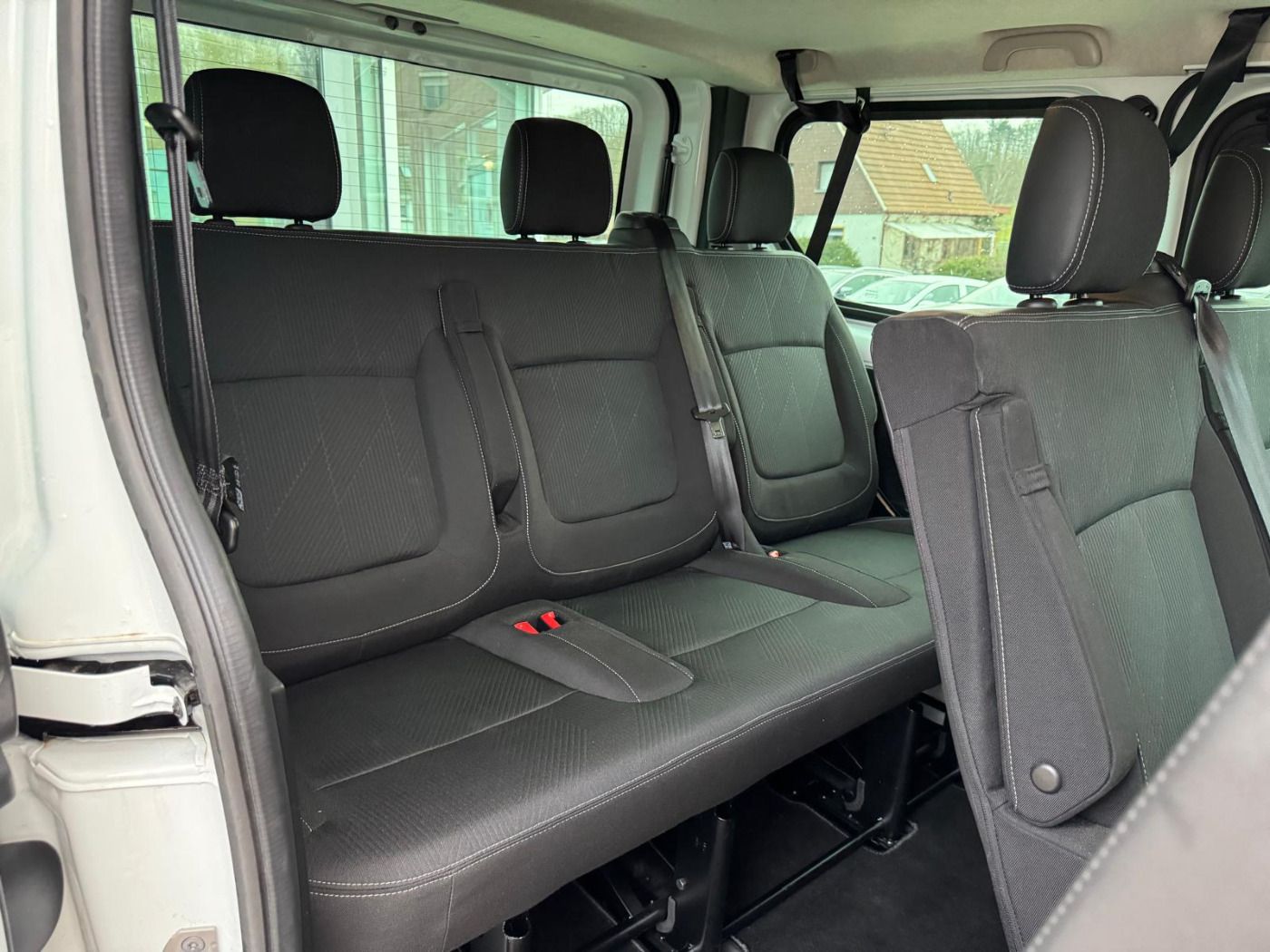 Fahrzeugabbildung Nissan Primastar Kombi L1H1 TEKNA 2.8t DCT Autom. 8-Sit