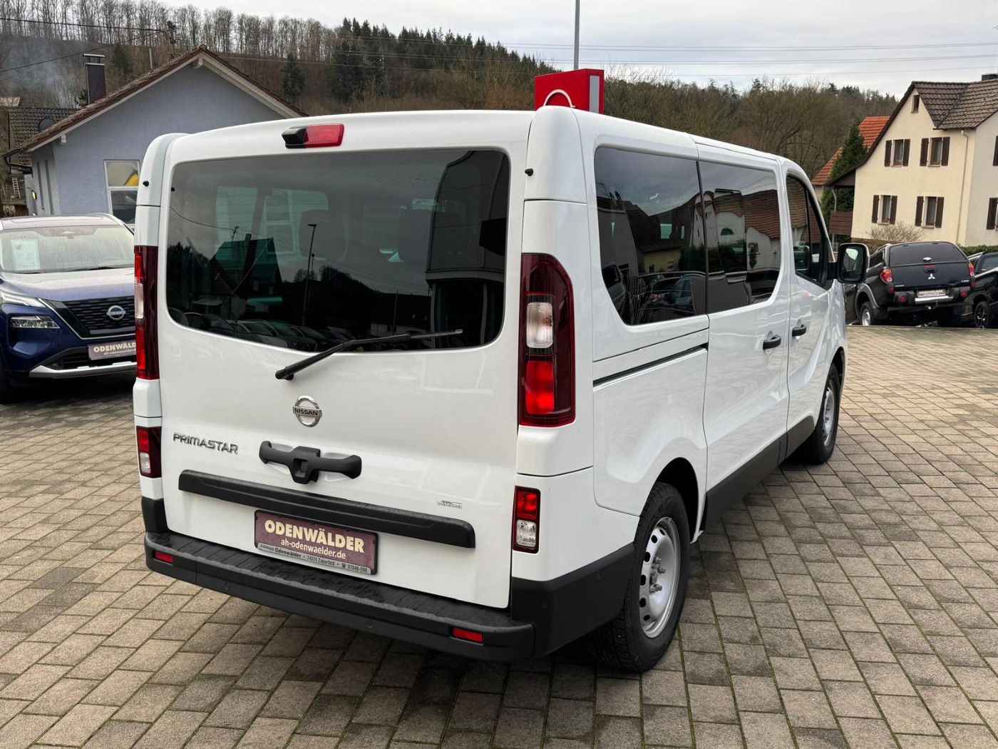 Fahrzeugabbildung Nissan Primastar Kombi L1H1 TEKNA 2.8t DCT Autom. 8-Sit