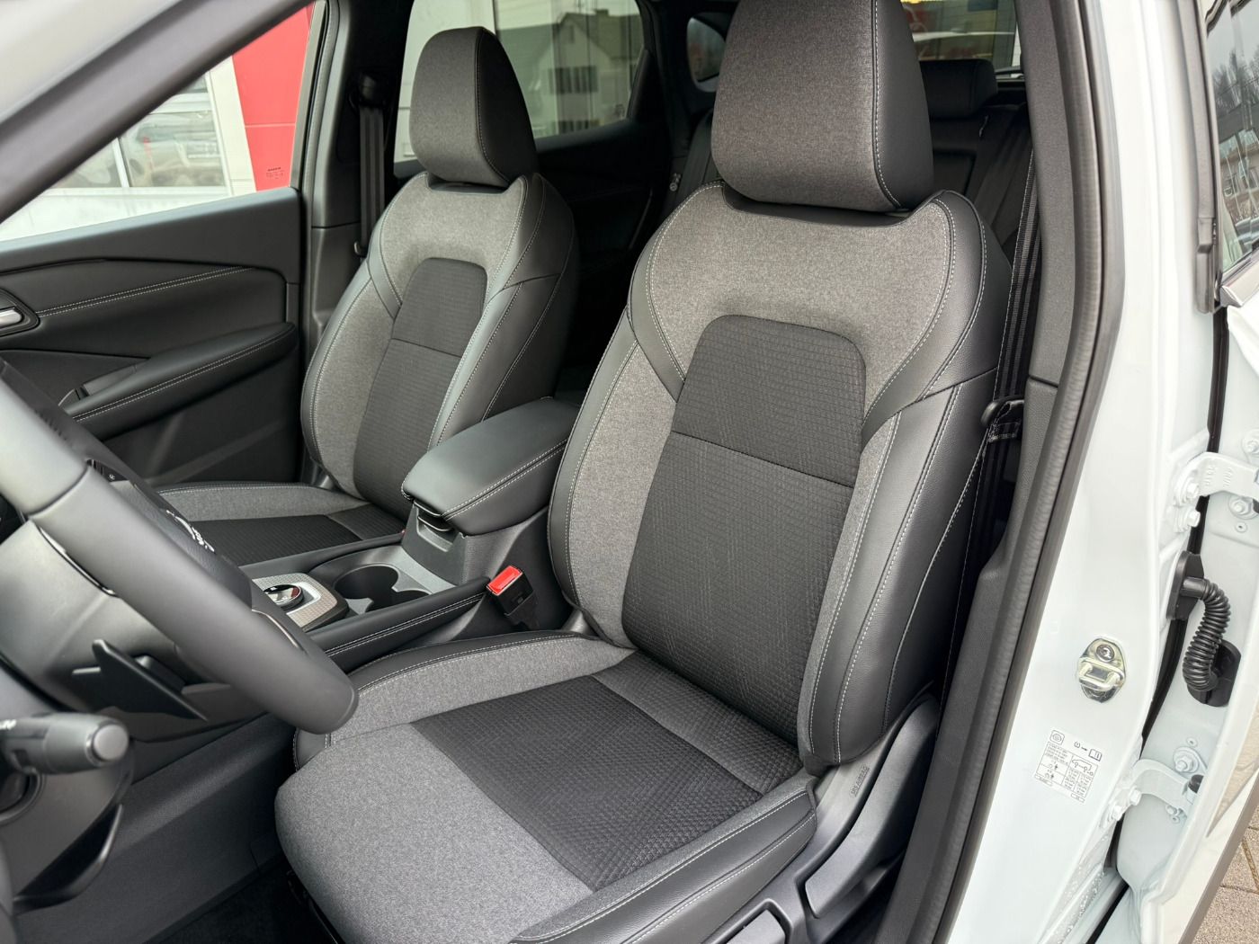 Fahrzeugabbildung Nissan Qashqai 1.3DIG-T Facelift! MHEV N-Connecta CVT A