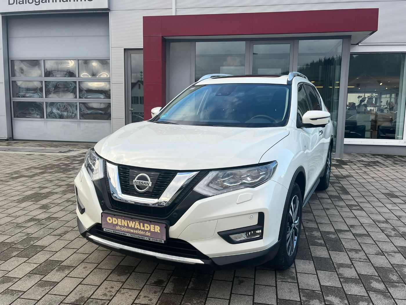 Nissan X-Trail 1.6 DIG-T N-Connecta FLA Pano SpurH LM