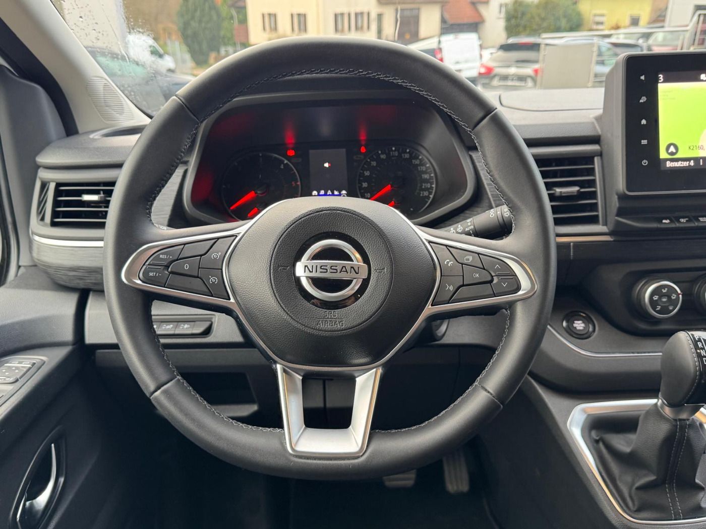 Fahrzeugabbildung Nissan Primastar Kombi L1H1 TEKNA NAVI DESIGN 2.8t DCT