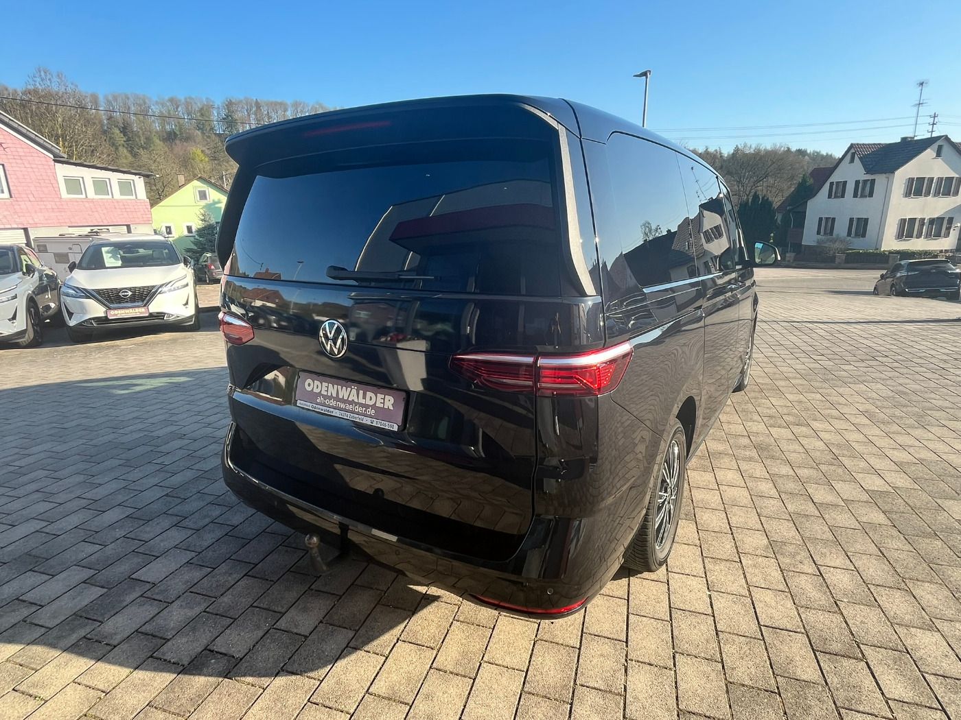 Fahrzeugabbildung Volkswagen T7 Multivan 2.0TSI DSG 7-Sitze AHK Digital Cockp