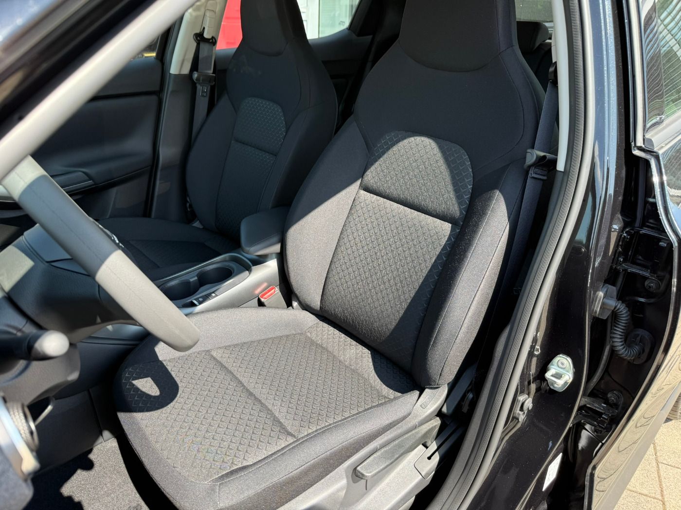 Fahrzeugabbildung Nissan Juke 1.0DIG-T Acenta Komfort Paket AppleCarplay