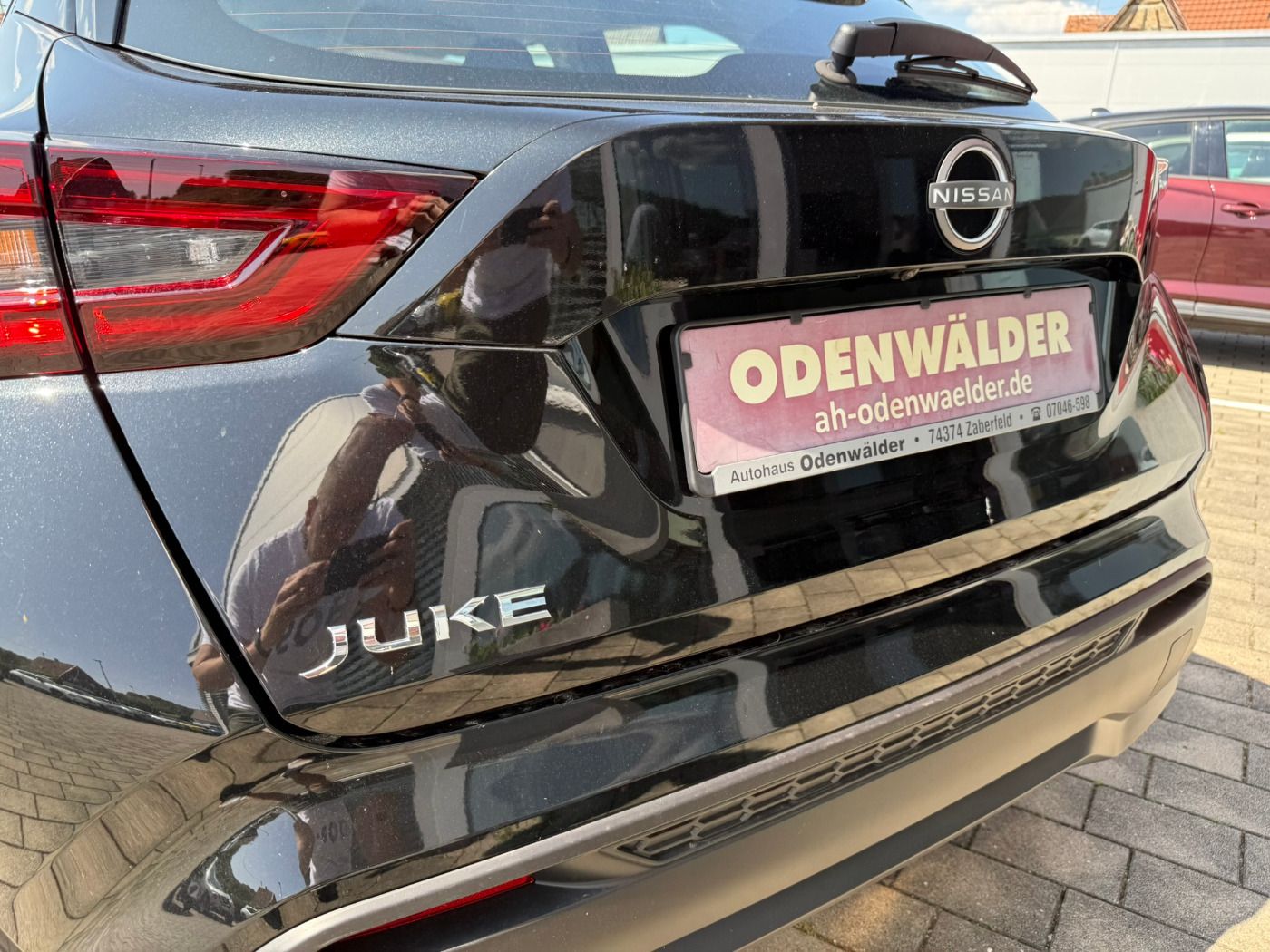 Fahrzeugabbildung Nissan Juke 1.0DIG-T Acenta Komfort Paket AppleCarplay