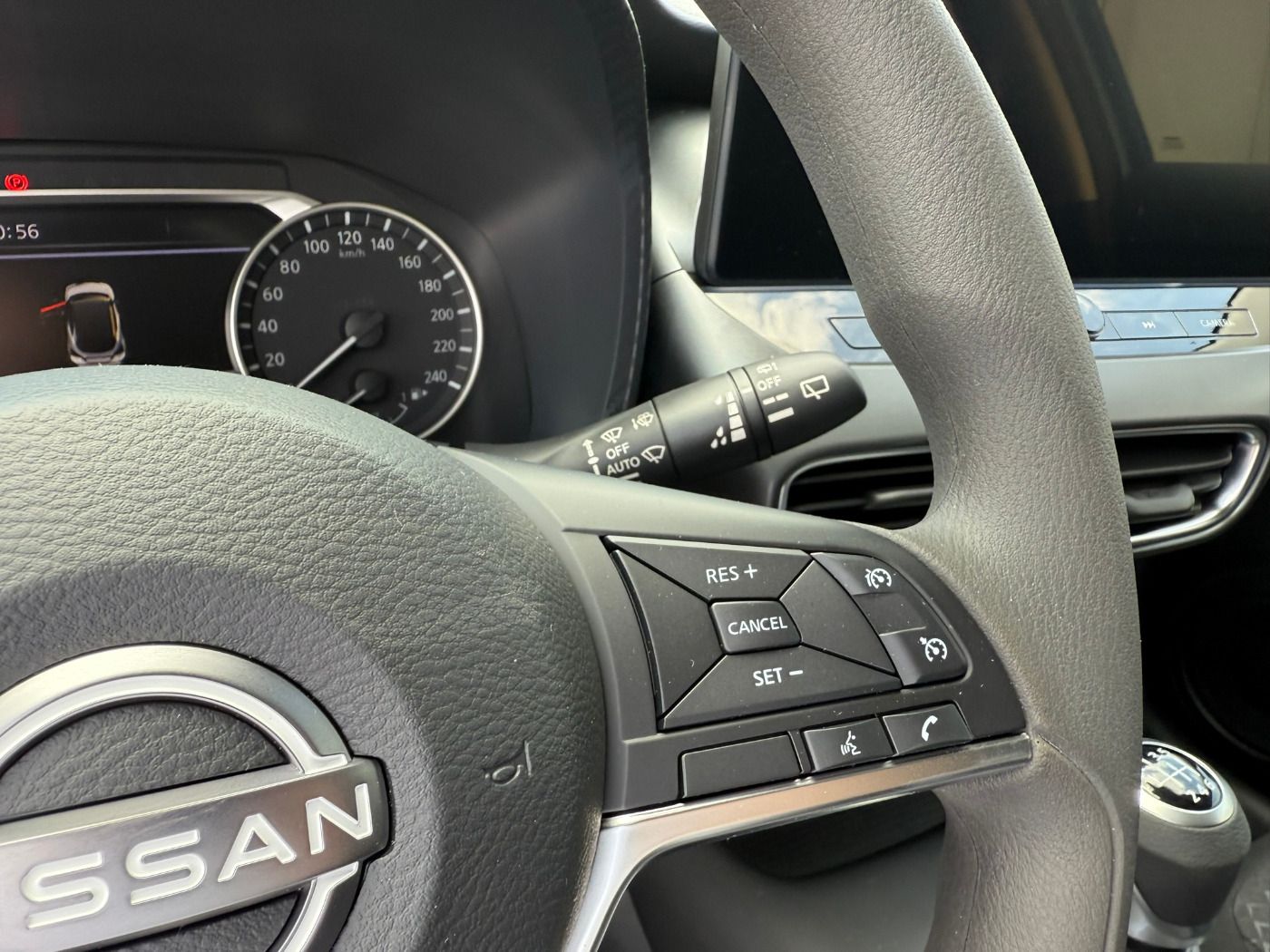 Fahrzeugabbildung Nissan Juke 1.0DIG-T Acenta Komfort Paket AppleCarplay