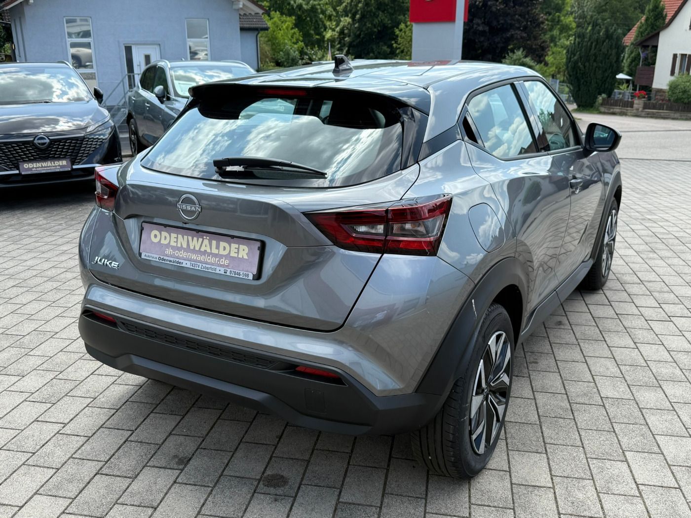Fahrzeugabbildung Nissan Juke 1.0DIG-T Acenta Komfort Paket AppleCarplay