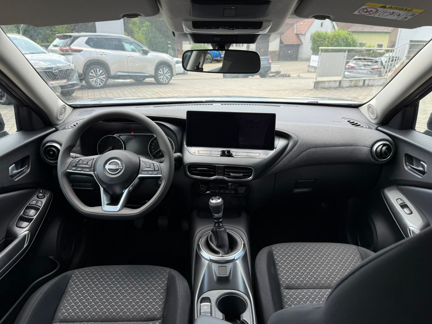 Fahrzeugabbildung Nissan Juke 1.0DIG-T Acenta Komfort Paket AppleCarplay