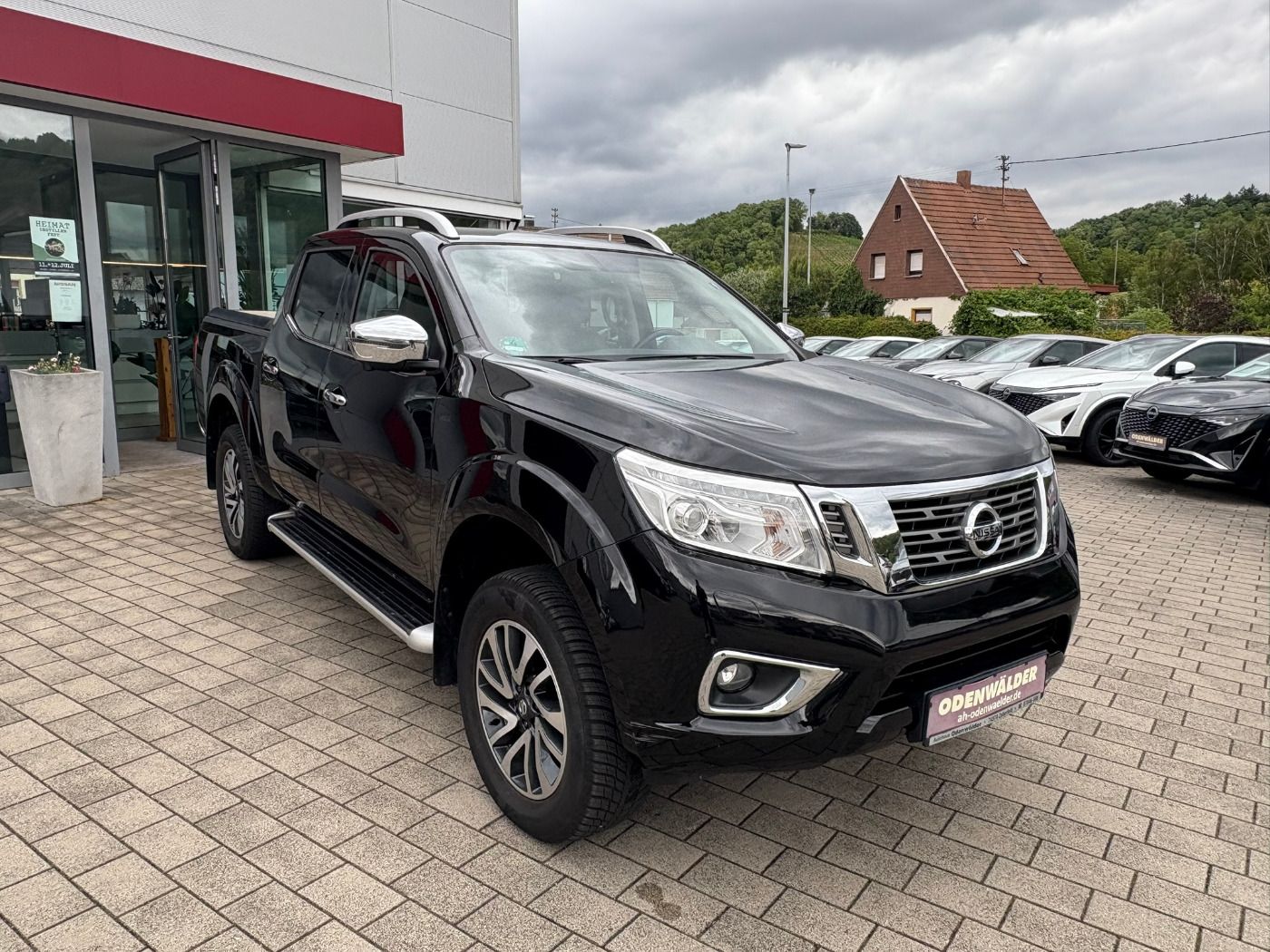 Fahrzeugabbildung Nissan Navara 4x4 2.3DCI Tekna Double Cab