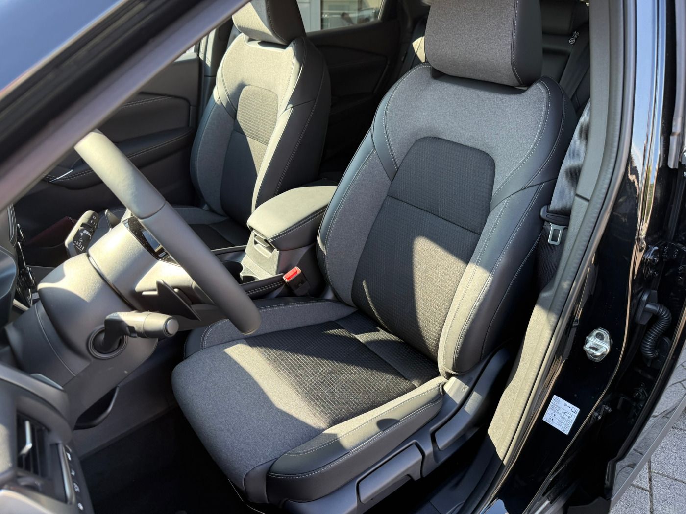 Fahrzeugabbildung Nissan Qashqai 1.3DIG-T MHEV N-Connecta Winter