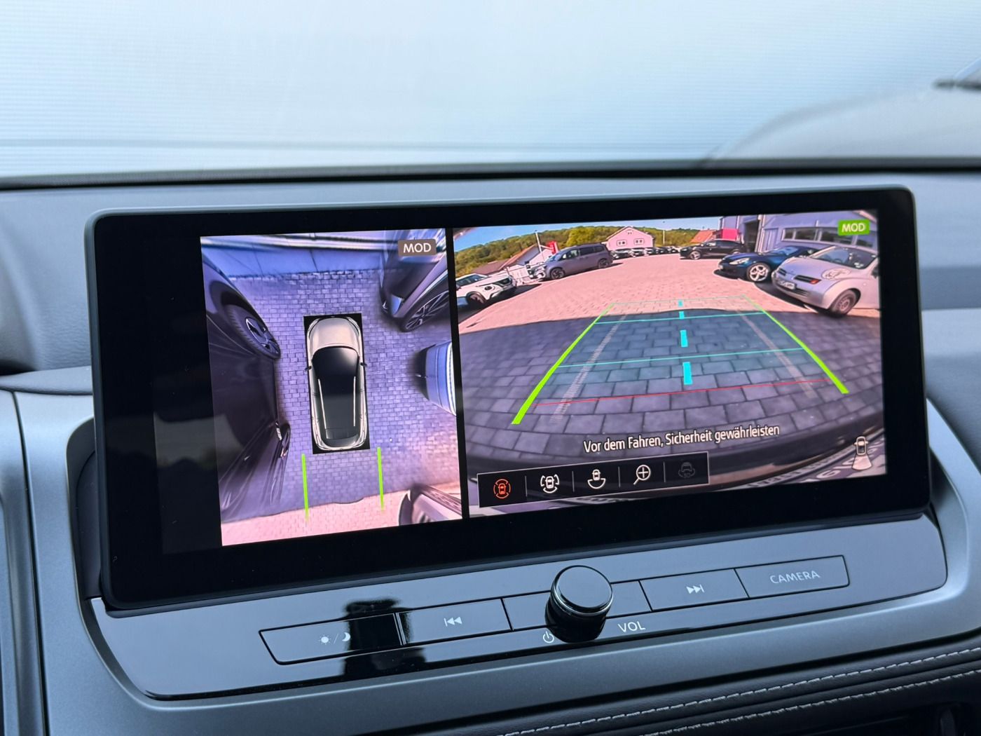 Fahrzeugabbildung Nissan Qashqai 1.3DIG-T MHEV N-Connecta Winter