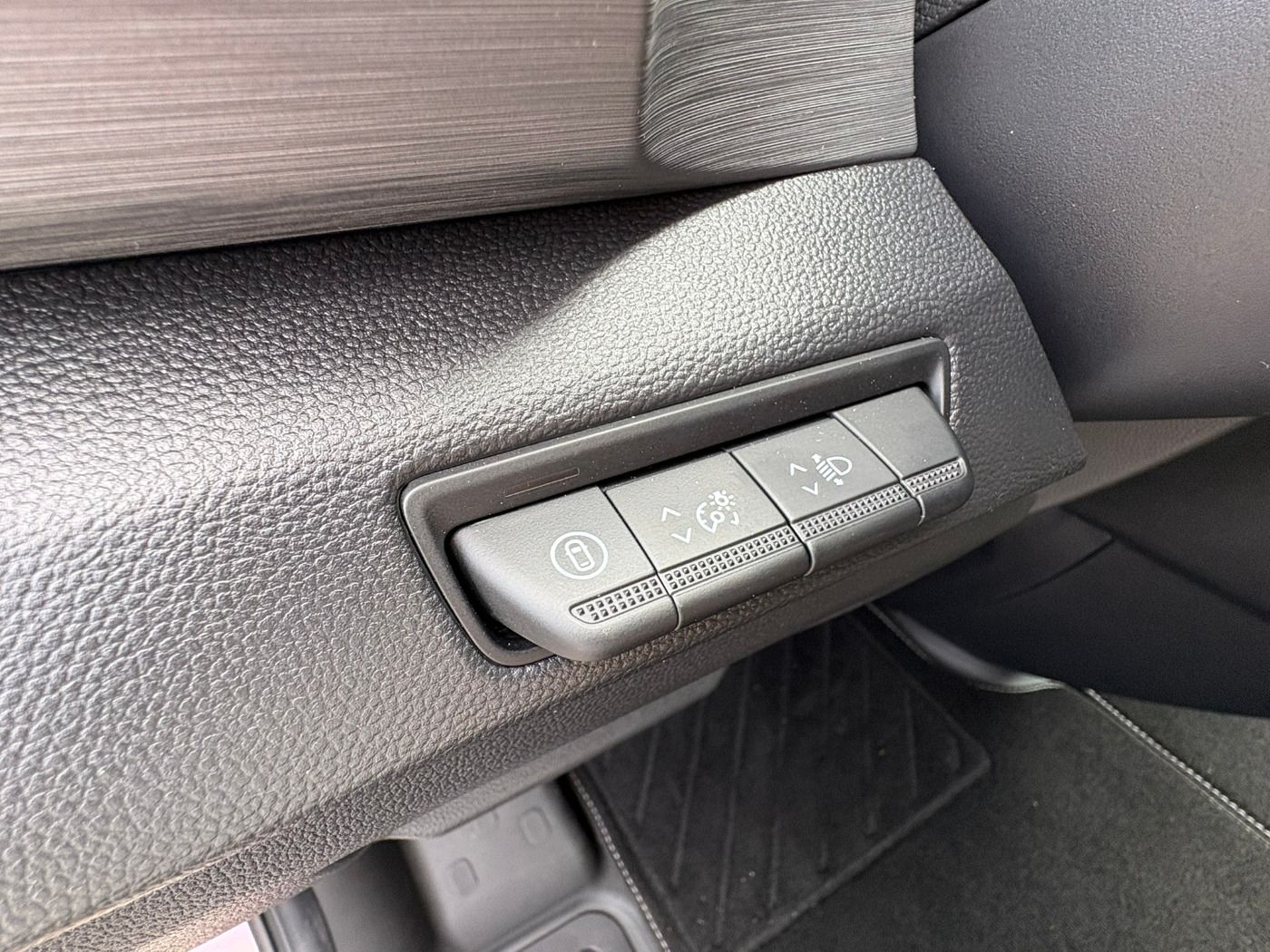 Fahrzeugabbildung Renault Trafic Combi 2.0 dCi L2H1 Grande SpaceClass AHK