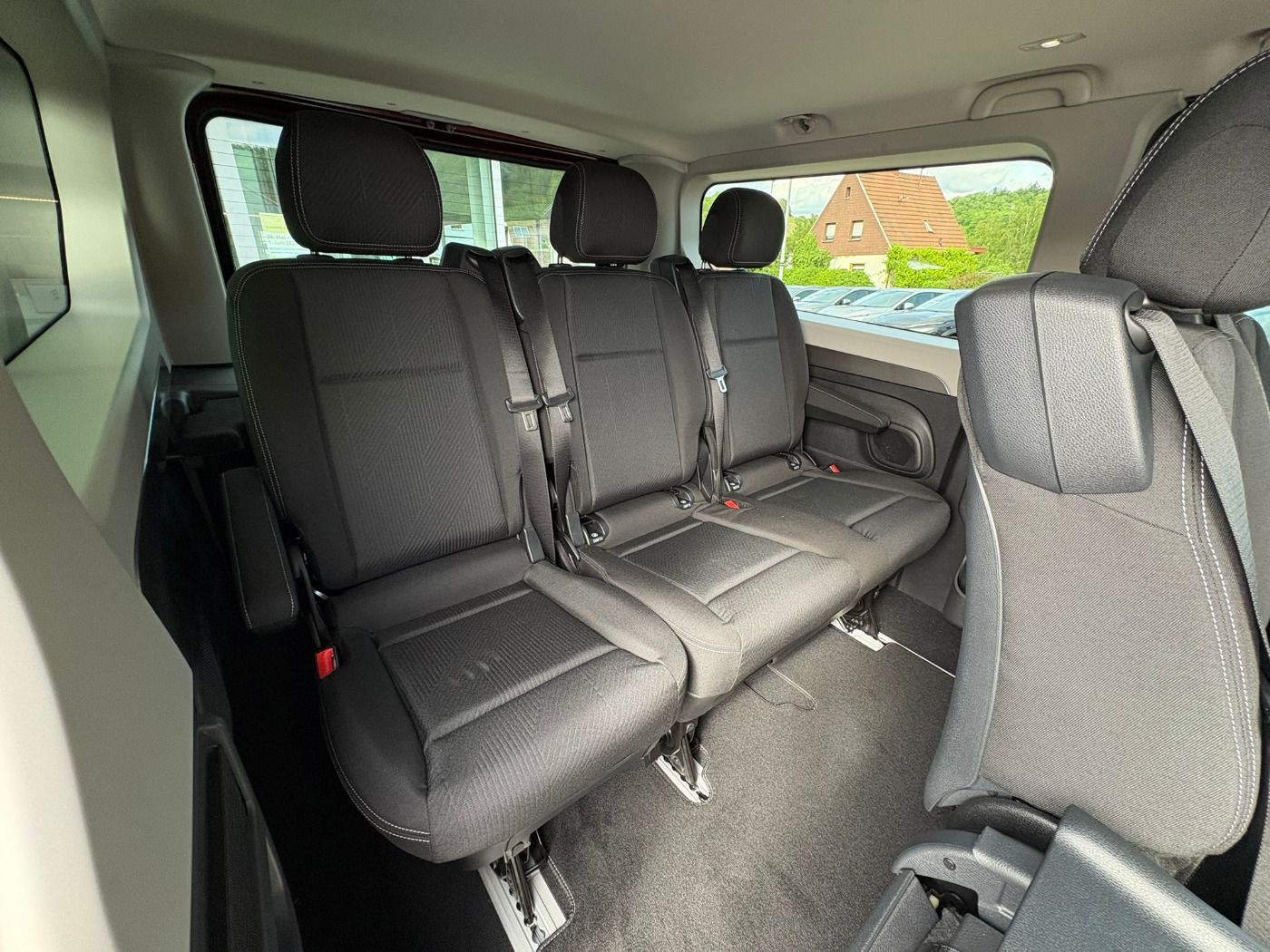 Fahrzeugabbildung Renault Trafic Combi 2.0 dCi L2H1 Grande SpaceClass AHK