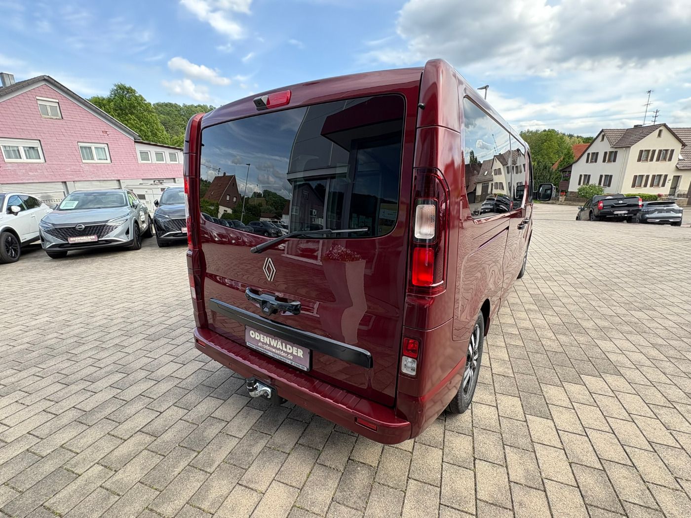 Fahrzeugabbildung Renault Trafic Combi 2.0 dCi L2H1 Grande SpaceClass AHK