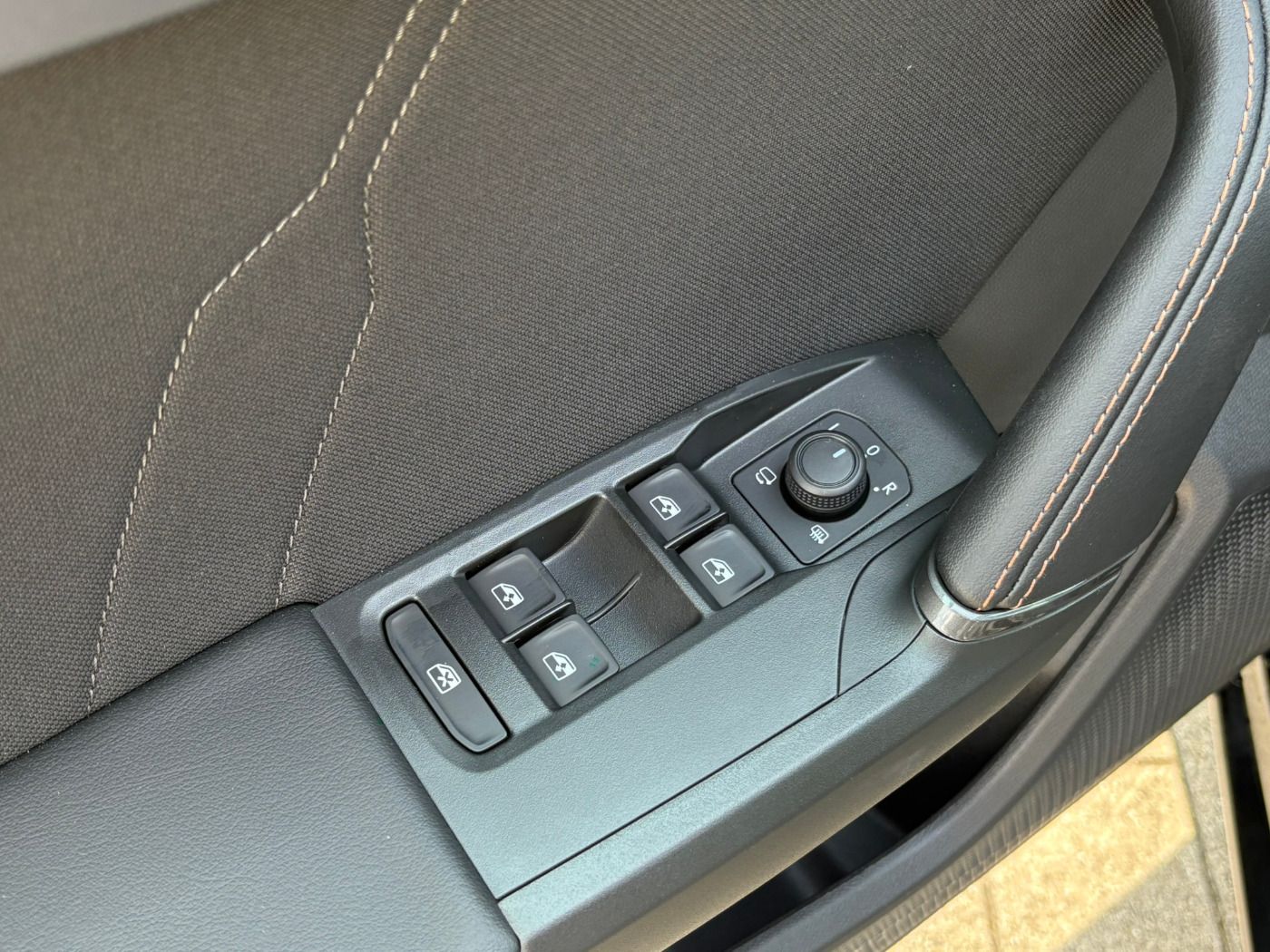 Fahrzeugabbildung CUPRA Leon ST 2.0TDI DSG elektr. Heckklappe AppleCarpl