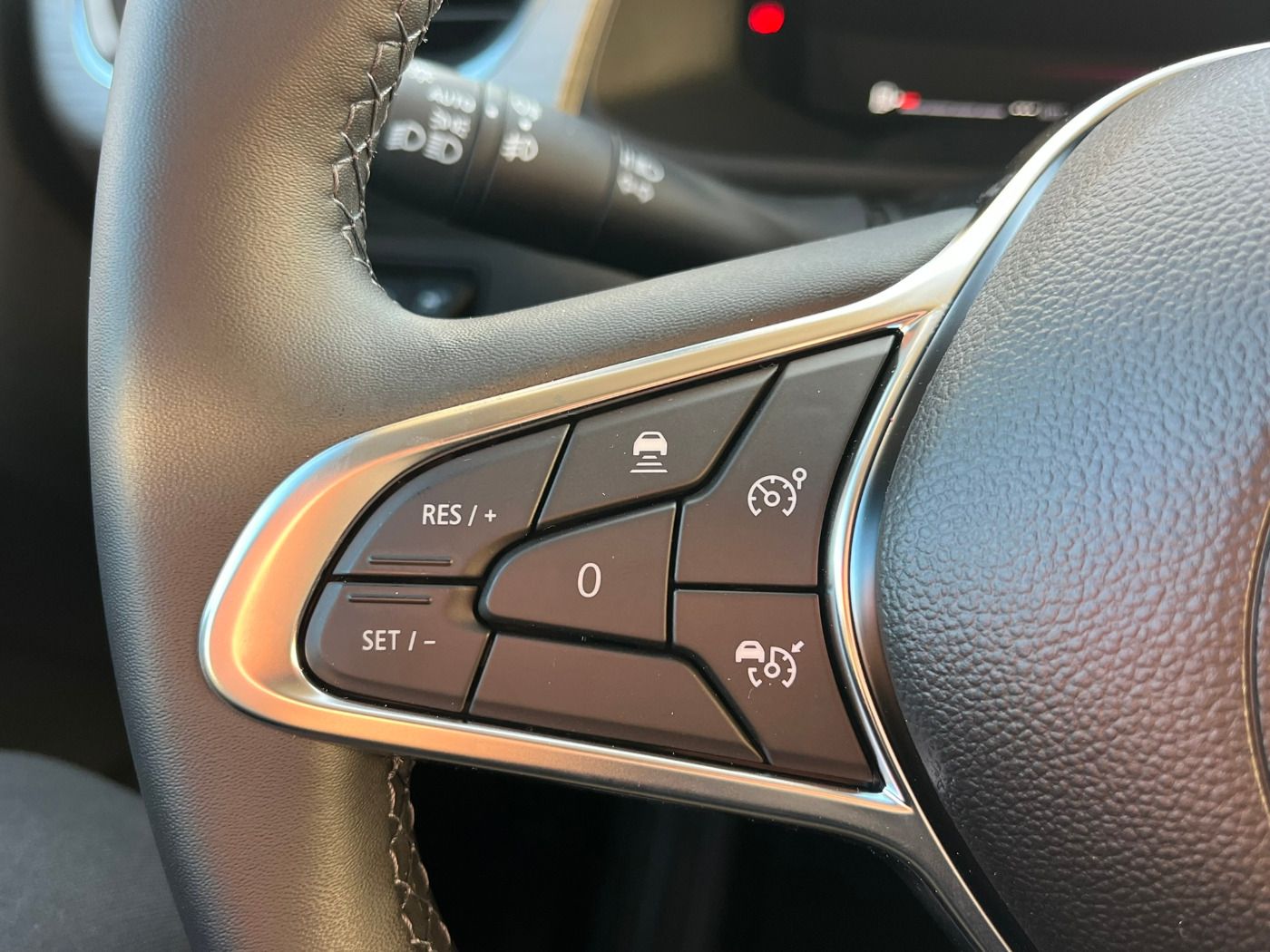 Fahrzeugabbildung Nissan Townstar Kombi 1.3DIG-T Autom. L1 Tekna Design P