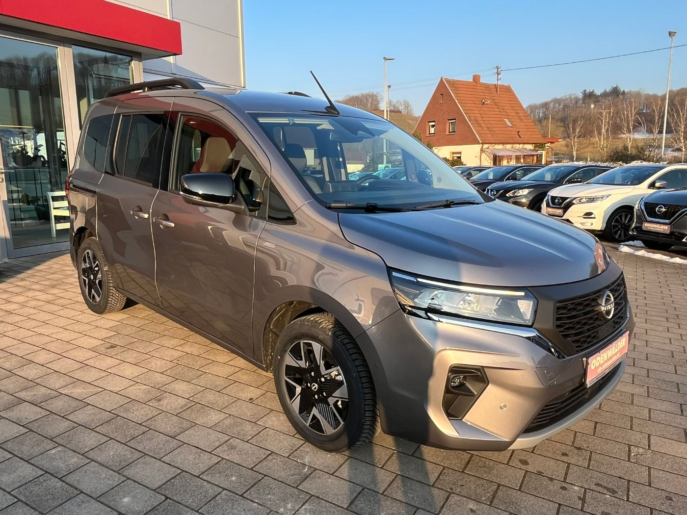 Fahrzeugabbildung Nissan Townstar Kombi 1.3DIG-T Autom. L1 Tekna Design P