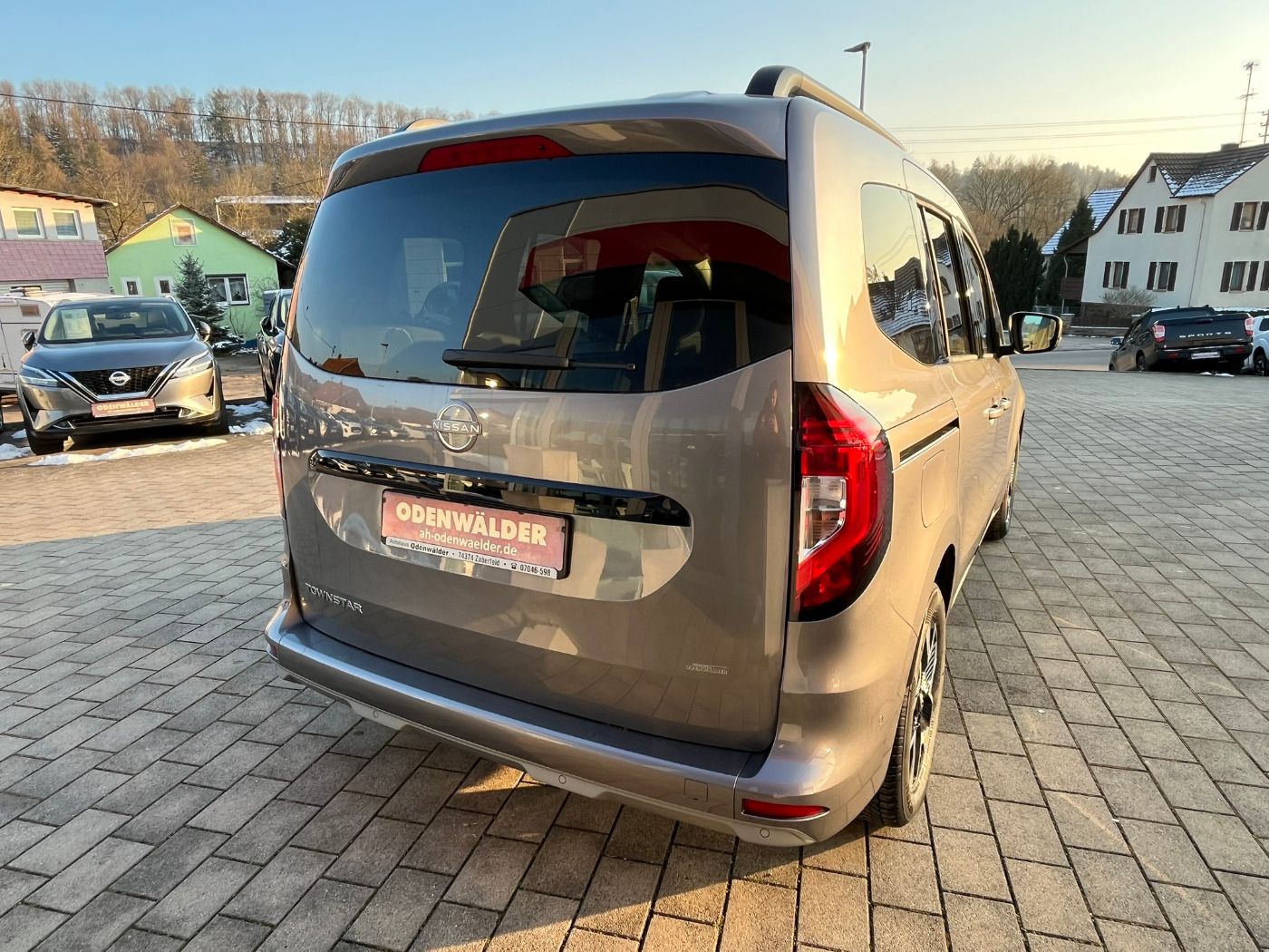 Fahrzeugabbildung Nissan Townstar Kombi 1.3DIG-T Autom. L1 Tekna Design P
