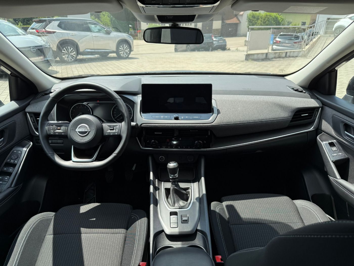 Fahrzeugabbildung Nissan Qashqai 1.3 DIG-T MHEV Acenta Winter Navi