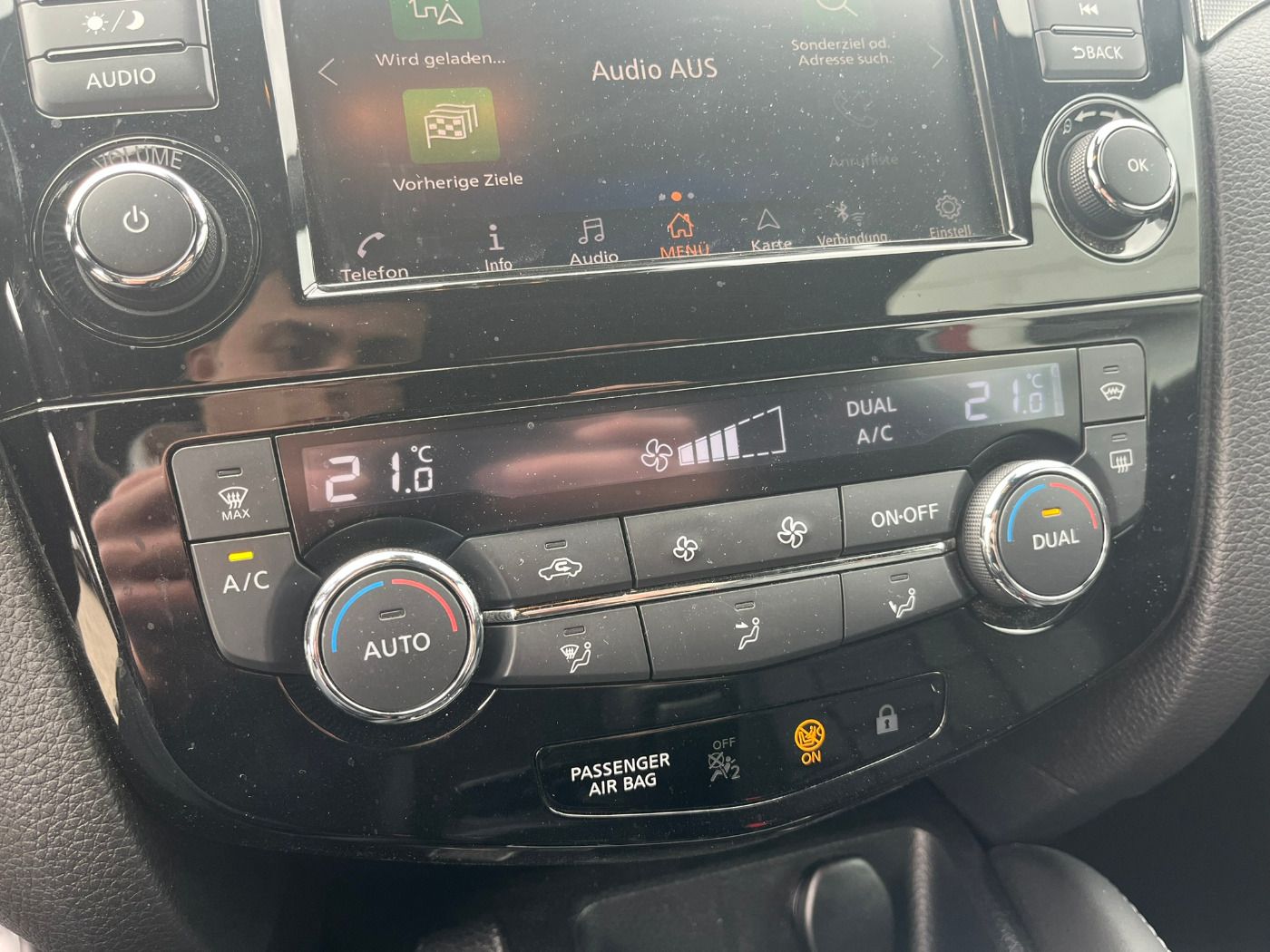 Fahrzeugabbildung Nissan Qashqai 1.3DIG-T Tekna+ DCT Autom. Automatik