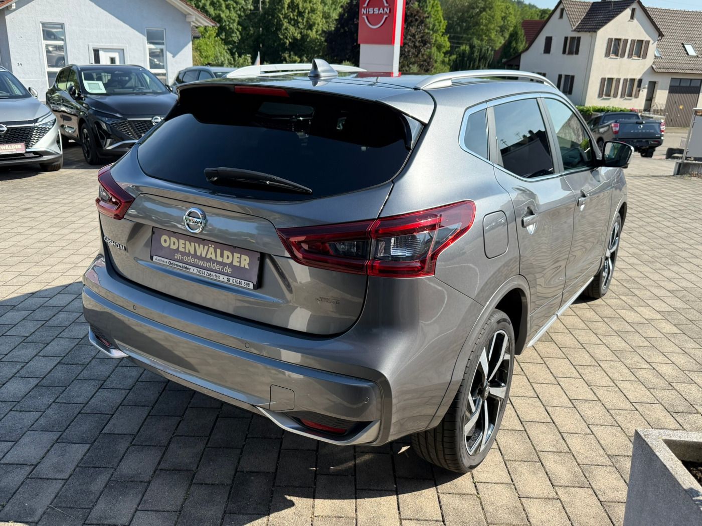 Fahrzeugabbildung Nissan Qashqai 1.3DIG-T Tekna+ DCT Autom. Automatik