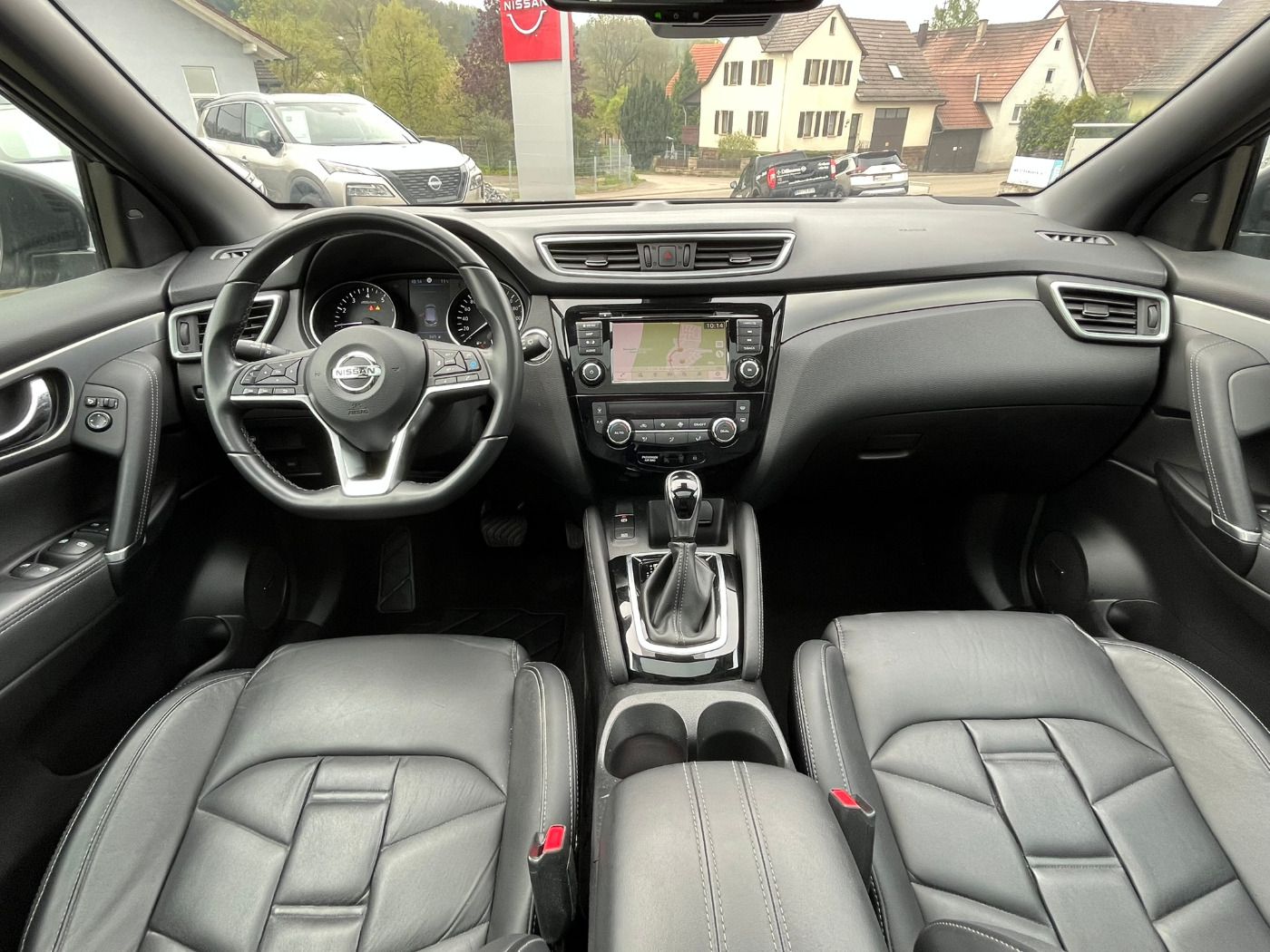 Fahrzeugabbildung Nissan Qashqai 1.3DIG-T Tekna+ DCT Autom. Automatik