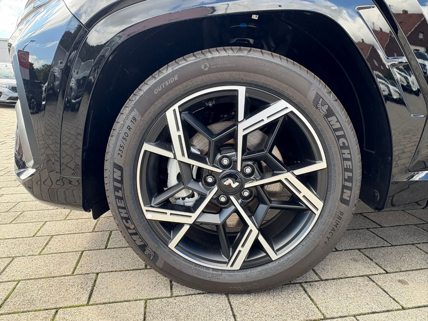 Fahrzeugabbildung Hyundai Tucson 1.6 T-GDI N-Line Allrad Automatik