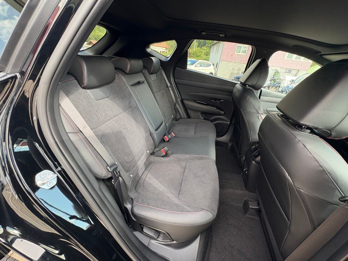 Fahrzeugabbildung Hyundai Tucson 1.6 T-GDI N-Line Allrad Automatik