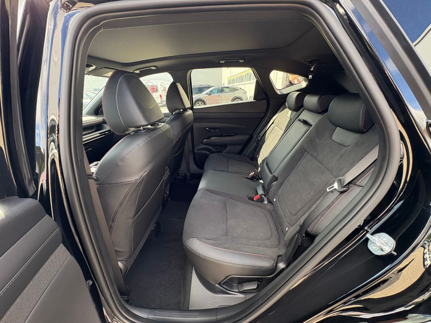 Fahrzeugabbildung Hyundai Tucson 1.6 T-GDI N-Line Allrad Automatik
