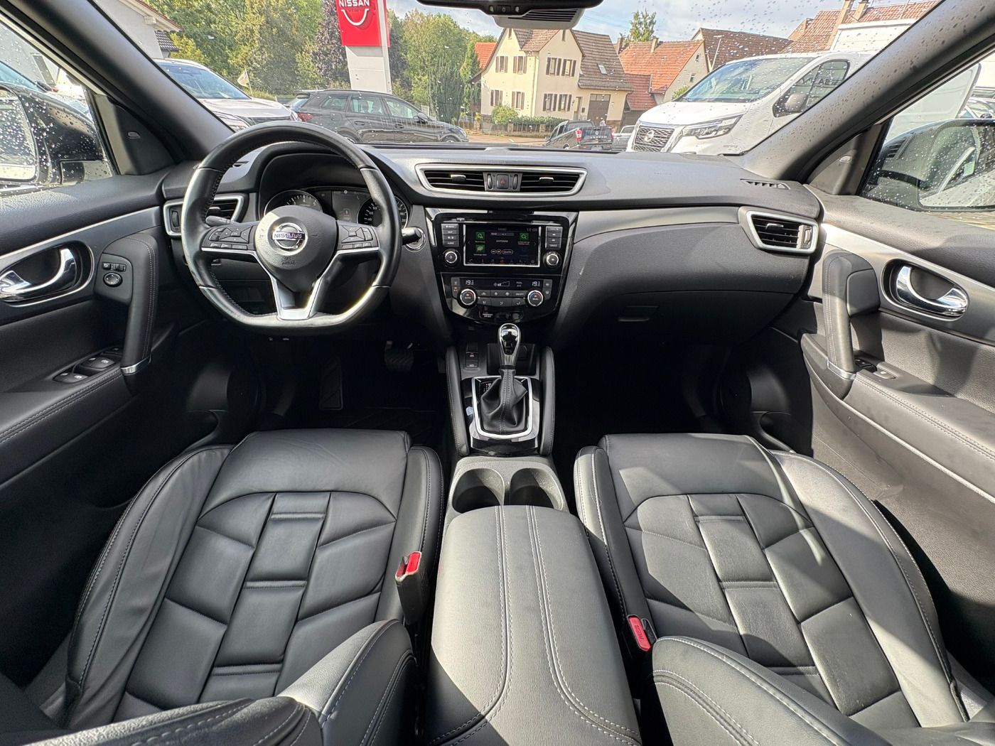 Fahrzeugabbildung Nissan Qashqai 1.3DIG-T Tekna+ DCT Autom. Pano BOSE