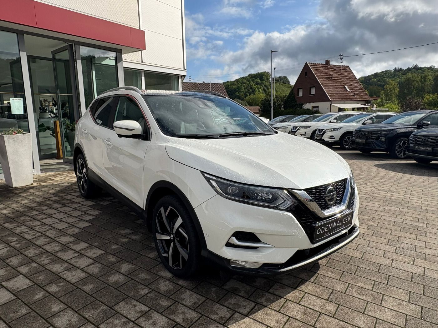 Fahrzeugabbildung Nissan Qashqai 1.3DIG-T Tekna+ DCT Autom. Pano BOSE