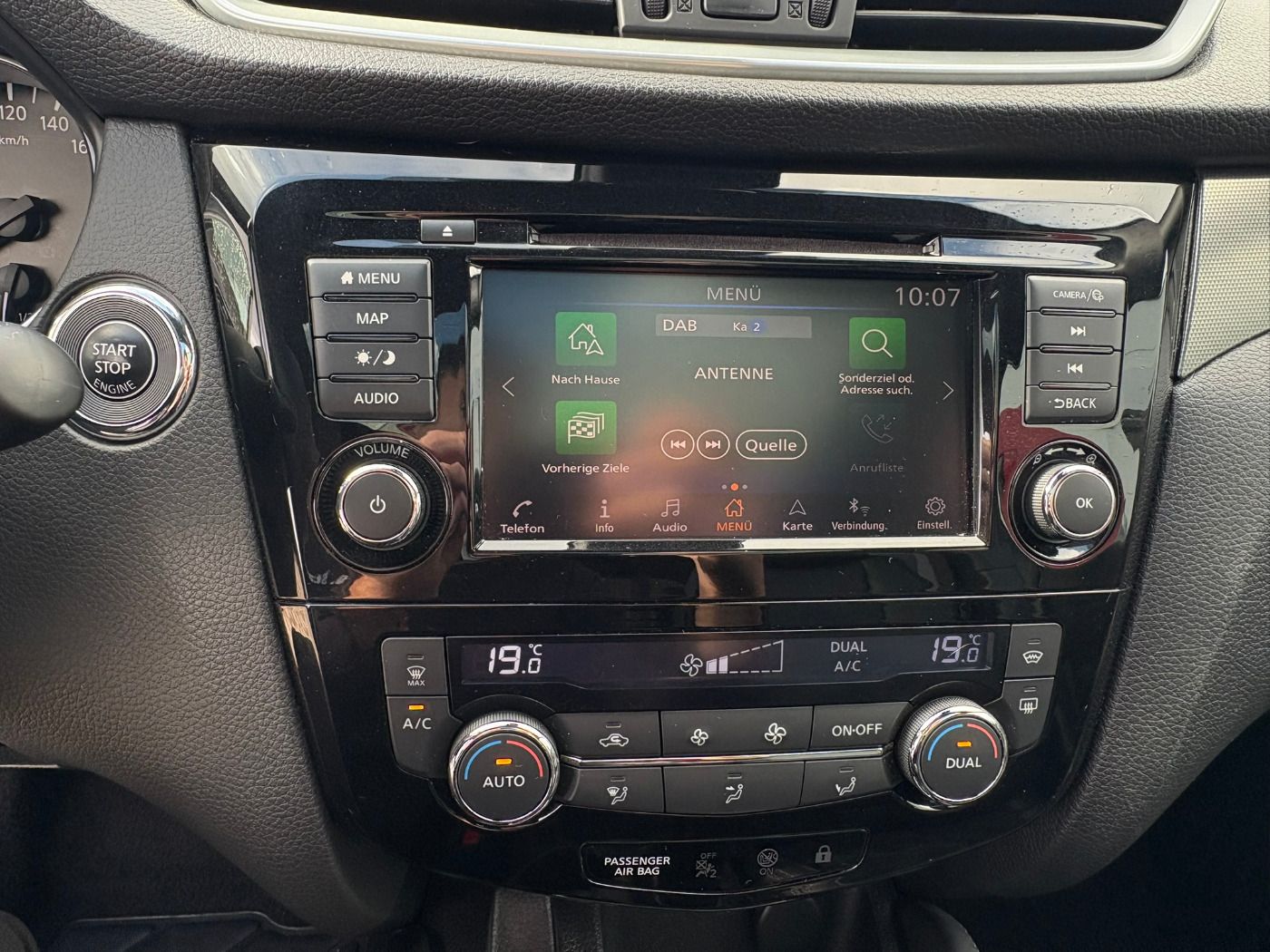 Fahrzeugabbildung Nissan Qashqai 1.3DIG-T Tekna+ DCT Autom. Pano BOSE