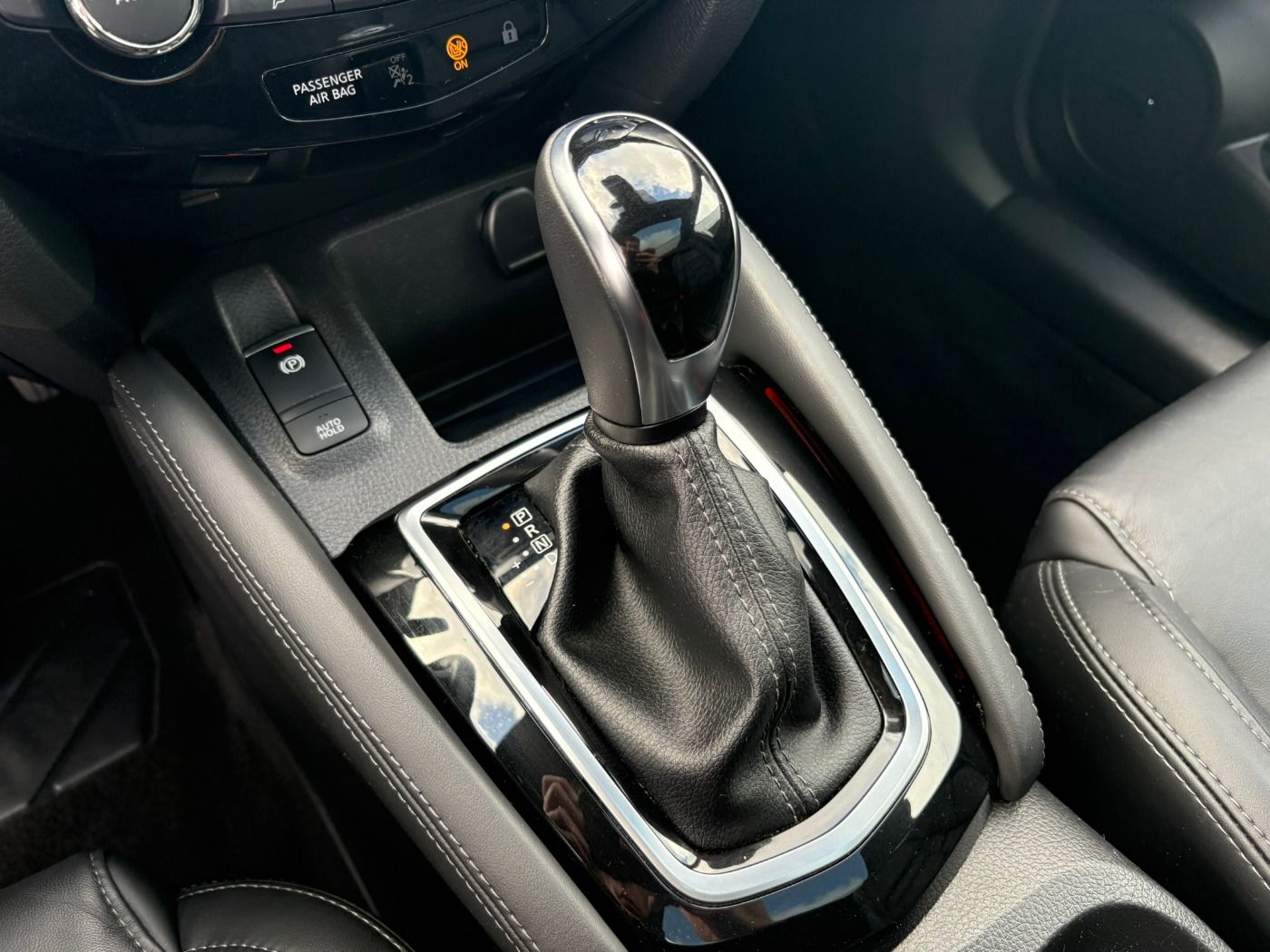 Fahrzeugabbildung Nissan Qashqai 1.3DIG-T Tekna+ DCT Autom. Pano BOSE