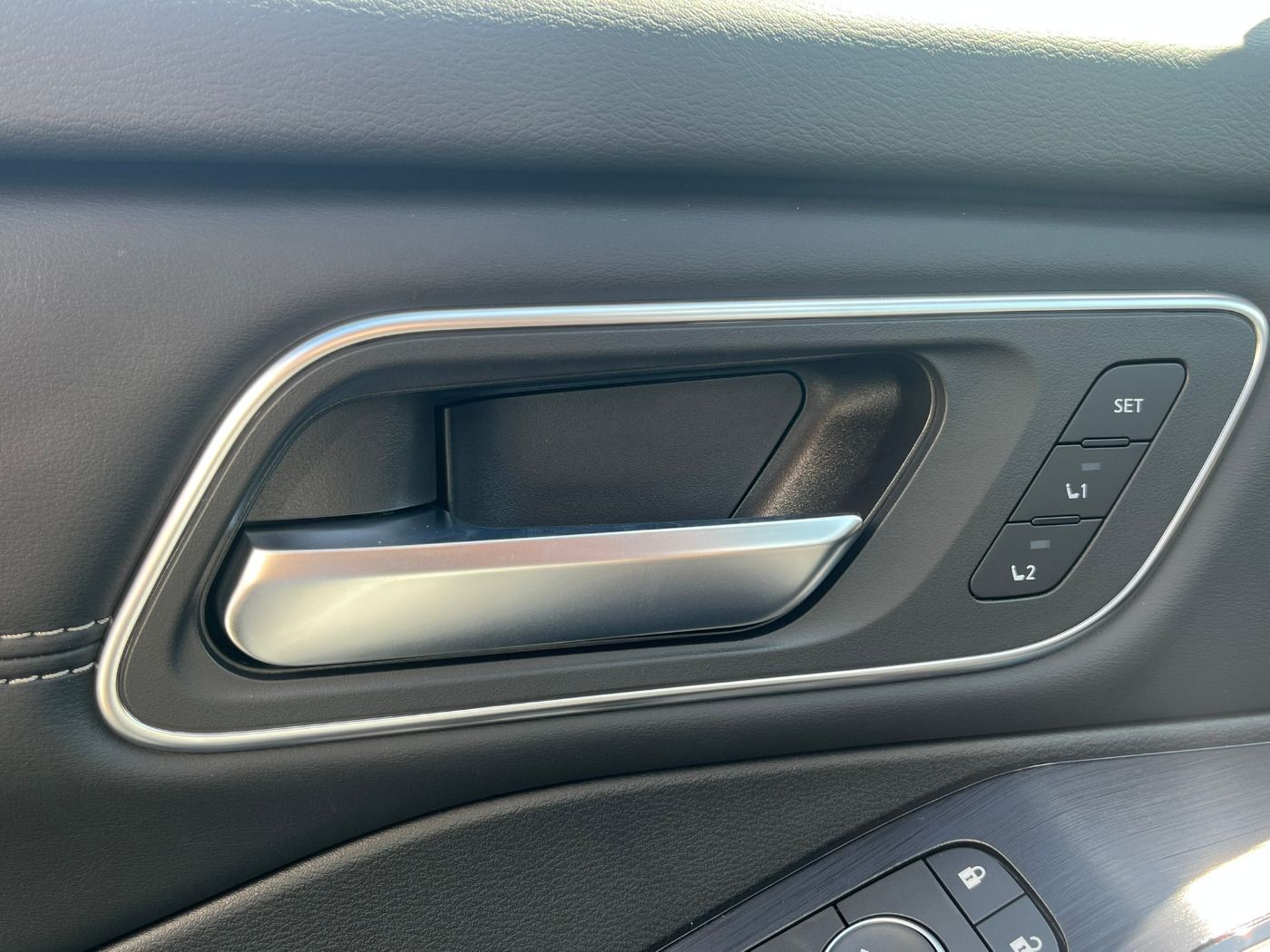 Fahrzeugabbildung Nissan X-Trail 1.5 VC-T e-Power e-4orce Tekna+