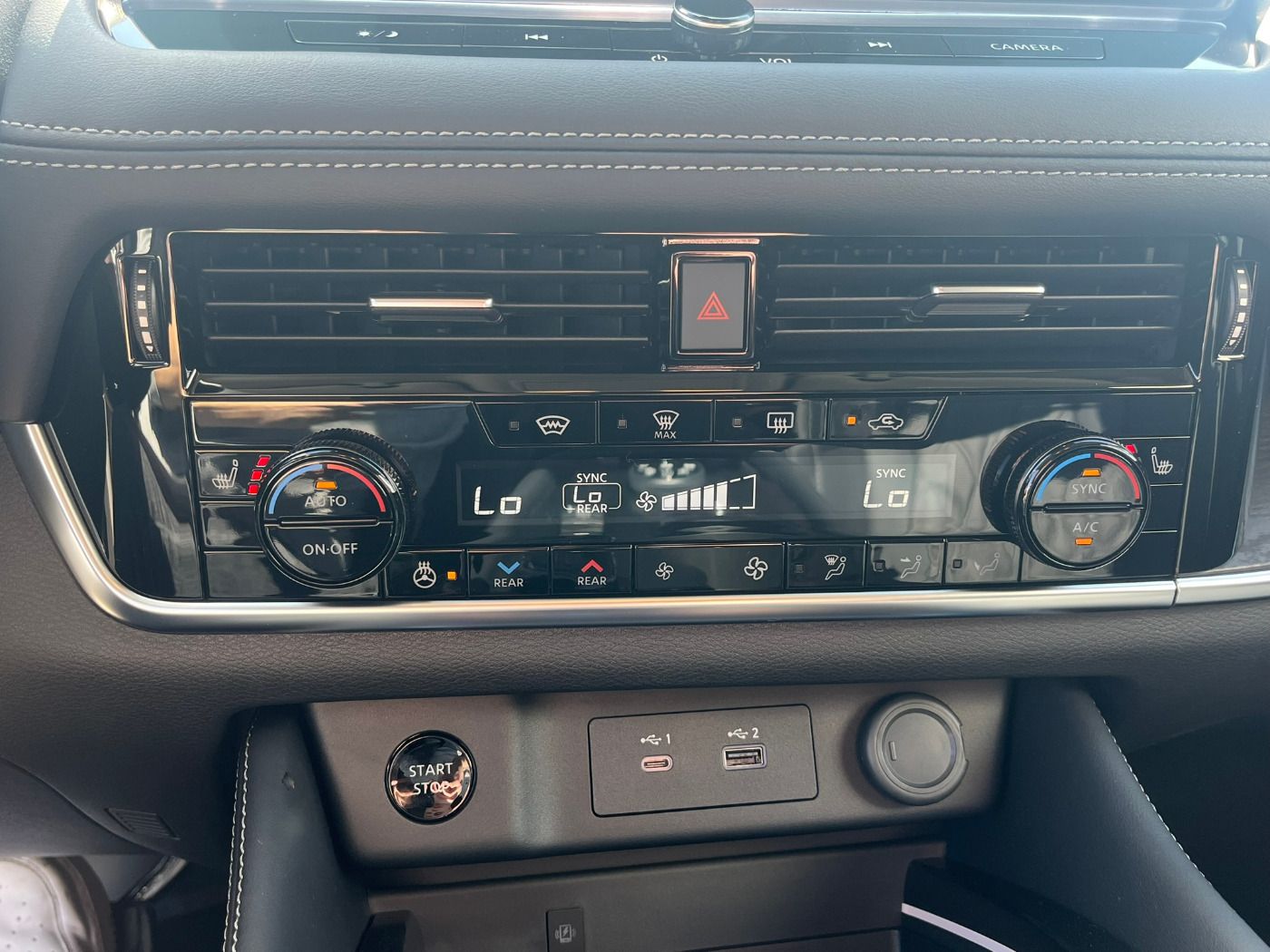 Fahrzeugabbildung Nissan X-Trail 1.5 VC-T e-Power e-4orce Tekna+