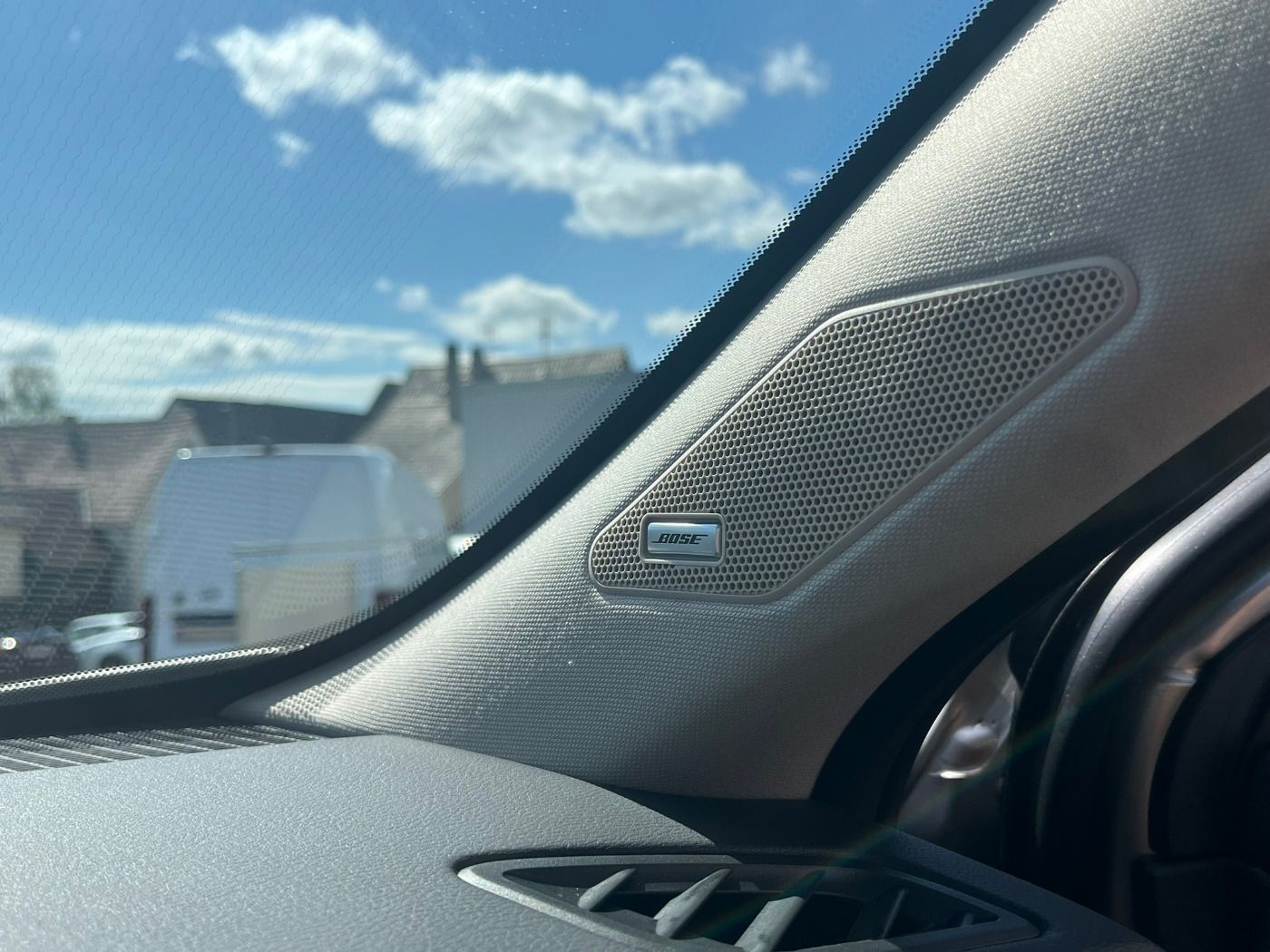 Fahrzeugabbildung Nissan X-Trail 1.5 VC-T e-Power e-4orce Tekna+