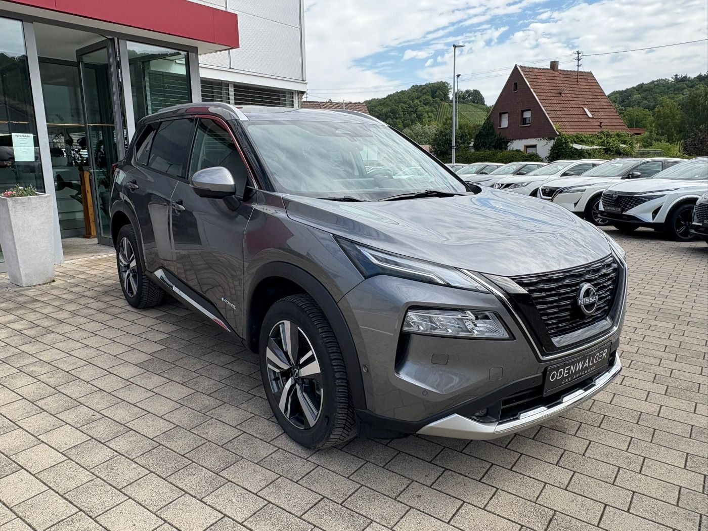 Fahrzeugabbildung Nissan X-Trail 1.5 VC-T e-Power Tekna Family Paket