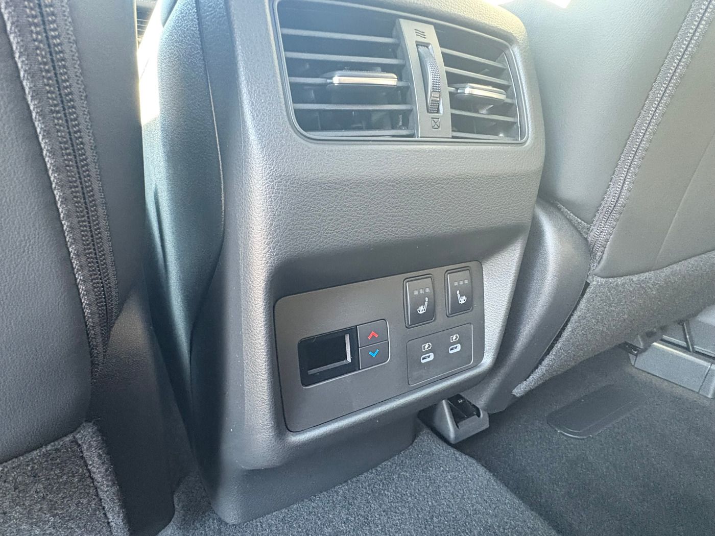Fahrzeugabbildung Nissan X-Trail 1.5 VC-T e-Power e-4orce Tekna+ ACC+LED