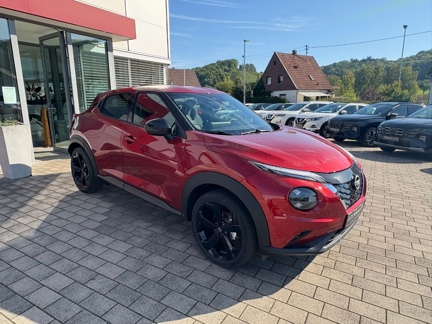 Fahrzeugabbildung Nissan Juke 1.6 Tekna ACC+LED+Navi+SHZ+Winterp.+360+LM
