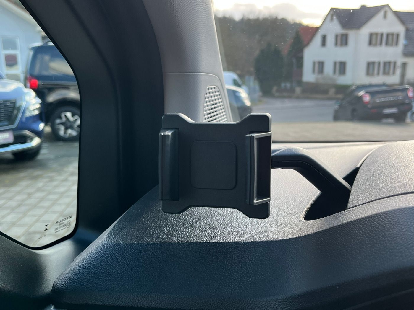 Fahrzeugabbildung Nissan Townstar L2 Tekna Kombi 7-Sitze