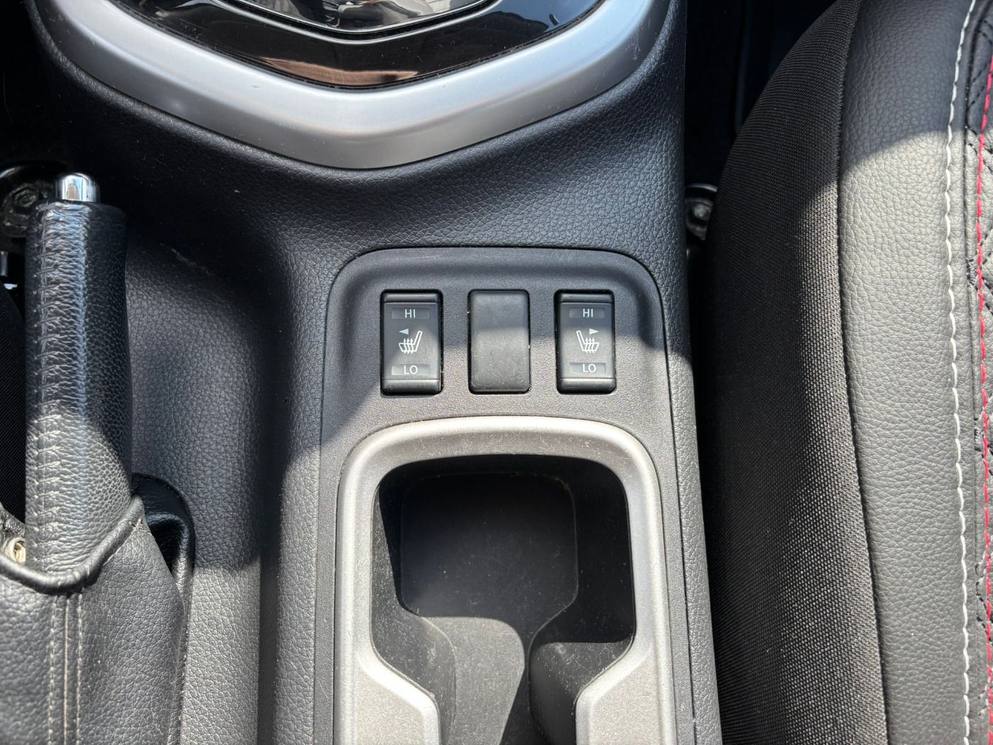 Fahrzeugabbildung Nissan Navara 2.3DCI N-Guard Double Cab Autom. AHK
